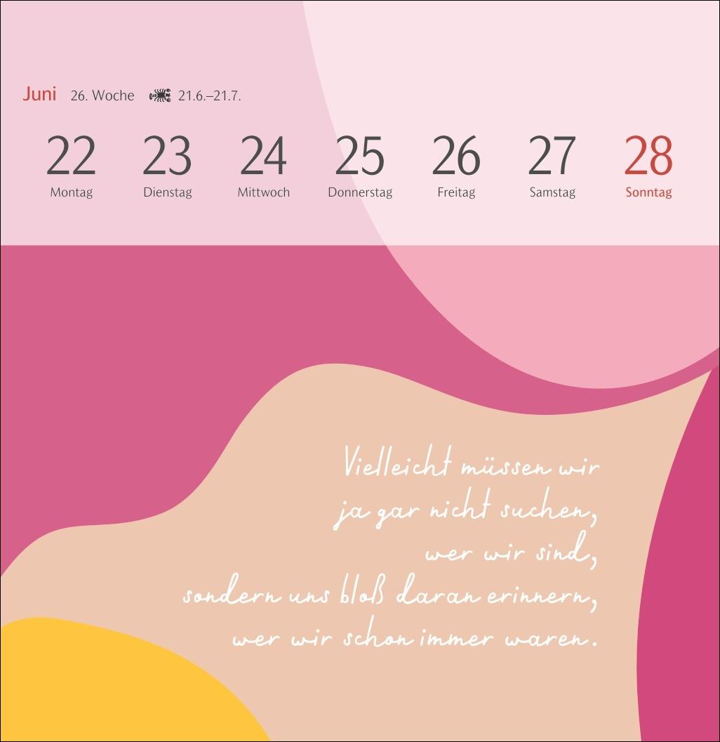 Beispielinhalt (Bild) Clara Louise: Die Sonne in Orange getaucht Premium-Postkartenkalender 2026 - 53 Postkarten mit poetischen Gedanken