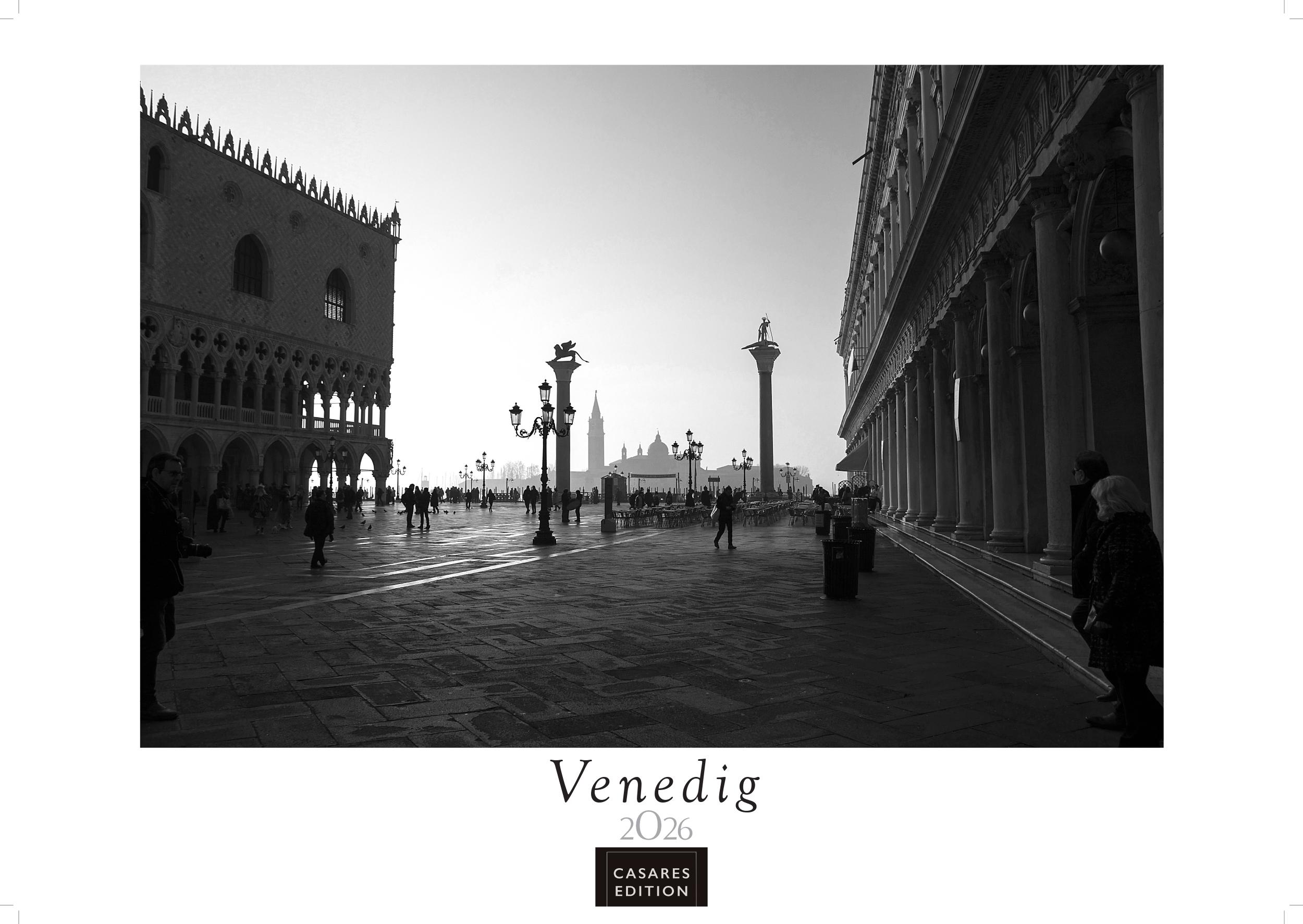 Vorderes Coverbild Venedig schwarz-weiss Kalender 2026 - Wandkalender | Fotokalender Italien 42x55 cm - mit beeindruckenden Impresionen der Lagunenstadt
