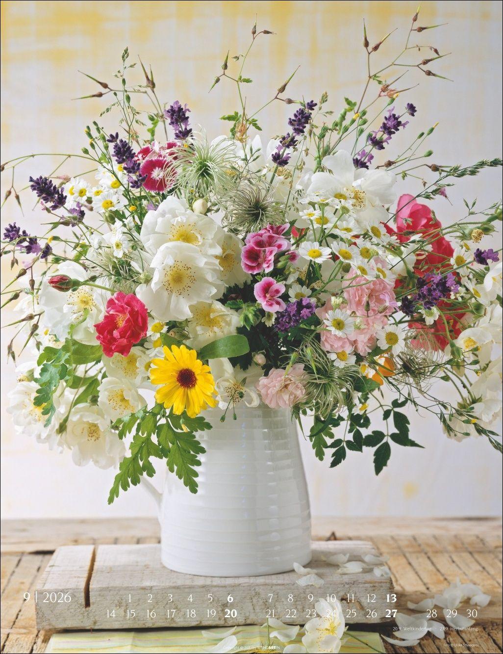 Beispielinhalt (Bild) Die schönsten Blumensträuße Kalender 2026