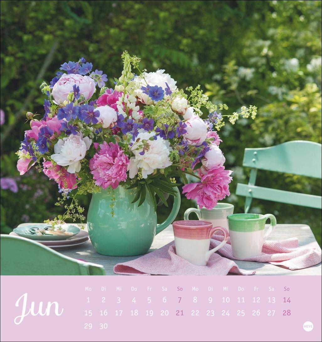 Beispielinhalt (Bild) Herzliche Blumengrüße Postkartenkalender 2026