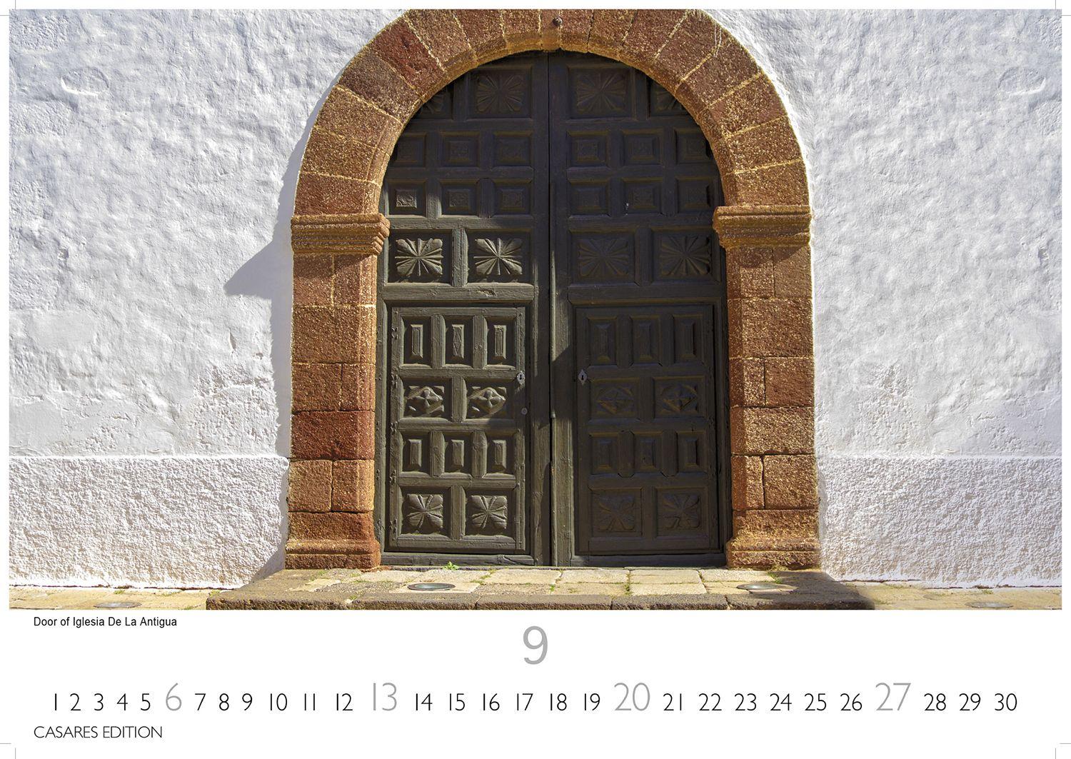 Beispielinhalt (Bild) Fuerteventura Kalender 2026 - Wandkalender | Fotokalender Spanien 24x35 cm - . mit Traumstränden, Sonne & Insel-Highlights
