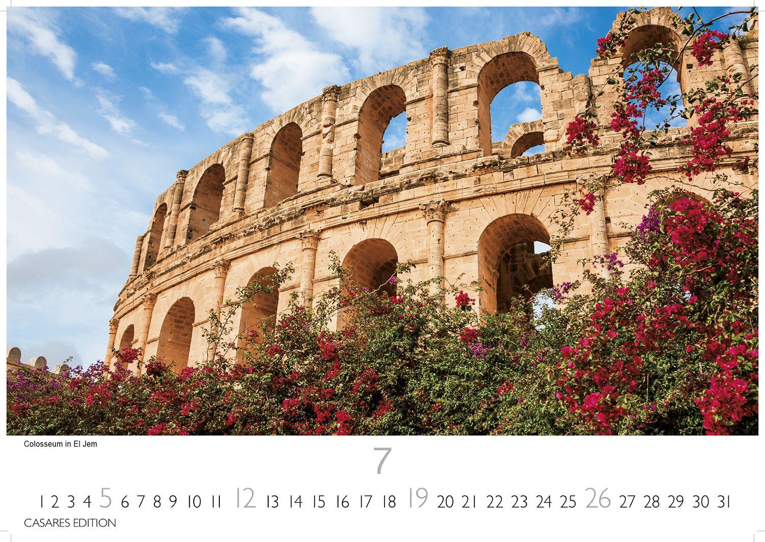 Beispielinhalt (Bild) Tunesien Kalender 2026 - Wandkalender | Fotokalender Afrika 24x35 cm: Hochwertige Fotos, die die Kultur, Landschaften und Sehenswürdigkeiten Tunesiens zeigen.