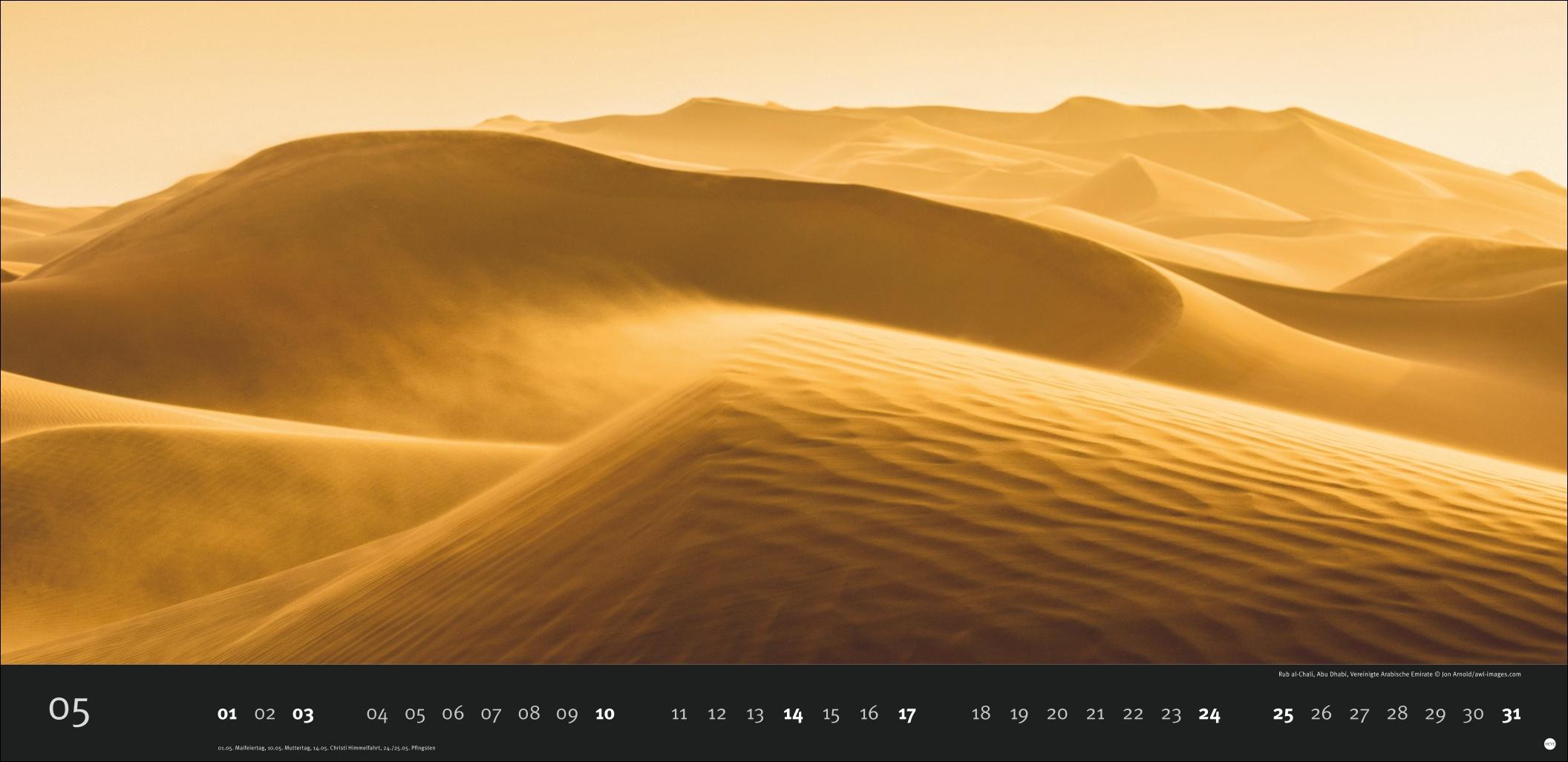 Beispielinhalt (Bild) Magic Moments Panoramakalender 2026