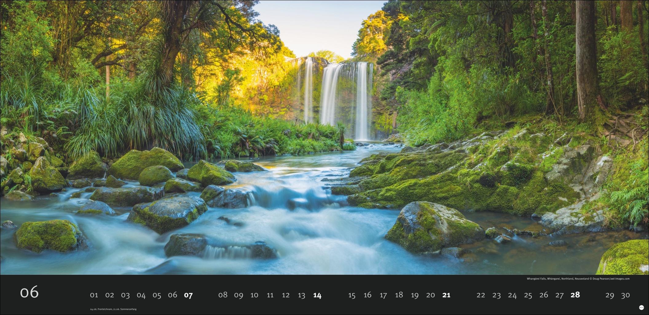 Beispielinhalt (Bild) Magic Moments Panoramakalender 2026