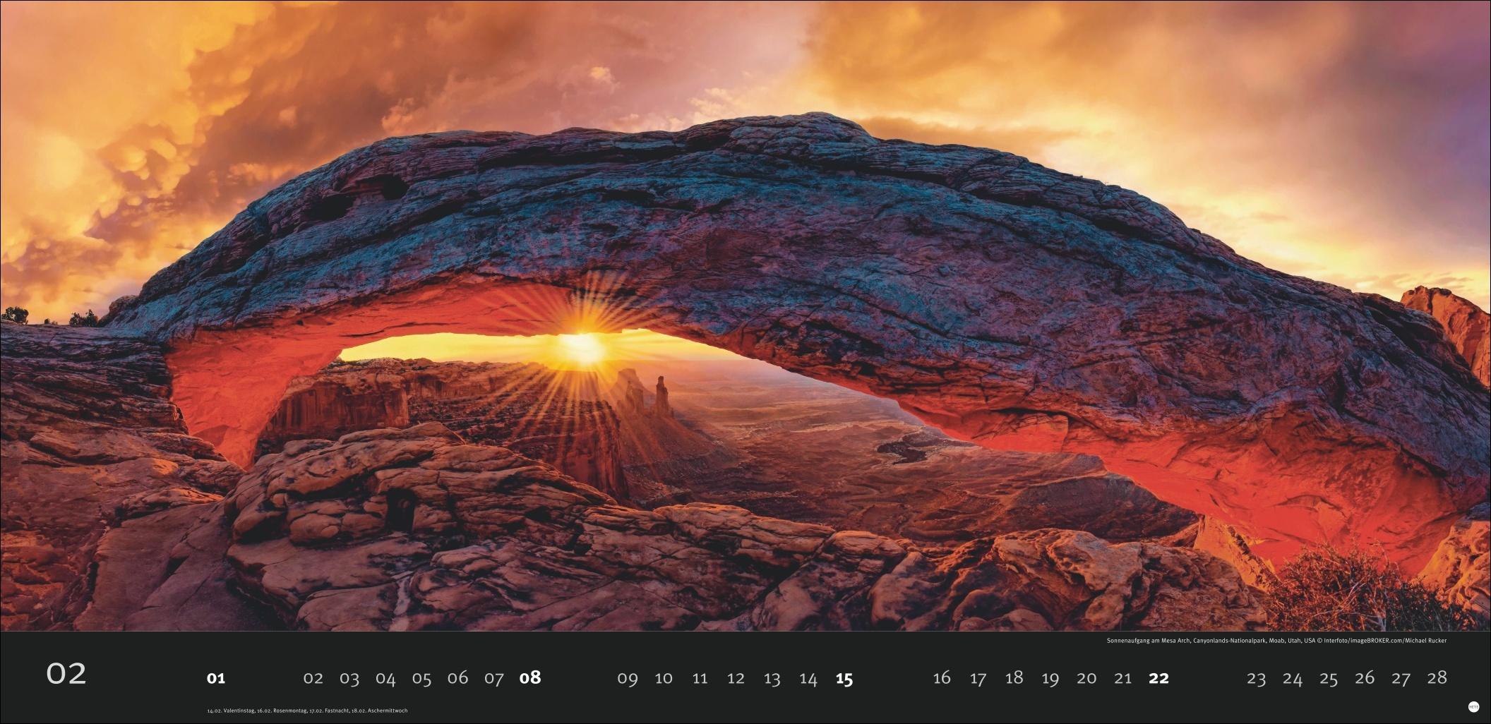Beispielinhalt (Bild) Magic Moments Panoramakalender 2026
