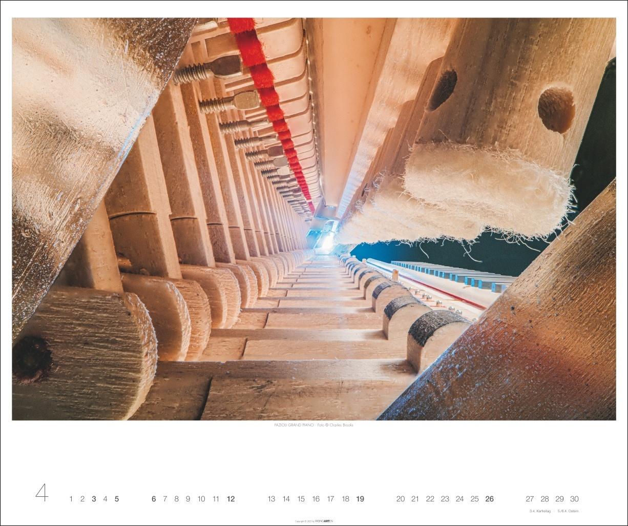 Beispielinhalt (Bild) Architecture in Music Kalender 2026 - Musikinstrumente von innen