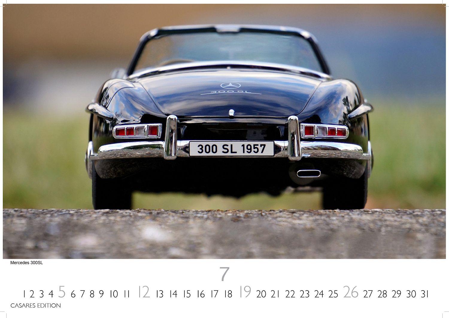 Beispielinhalt (Bild) Mercedes Classic Cars Kalender 2026 - Wandkalender | Fotokalender Oldtimer 35x50cm Großfofrmat - Mercedes Oldtimer - Eleganz & Geschichte im Kalenderformat.