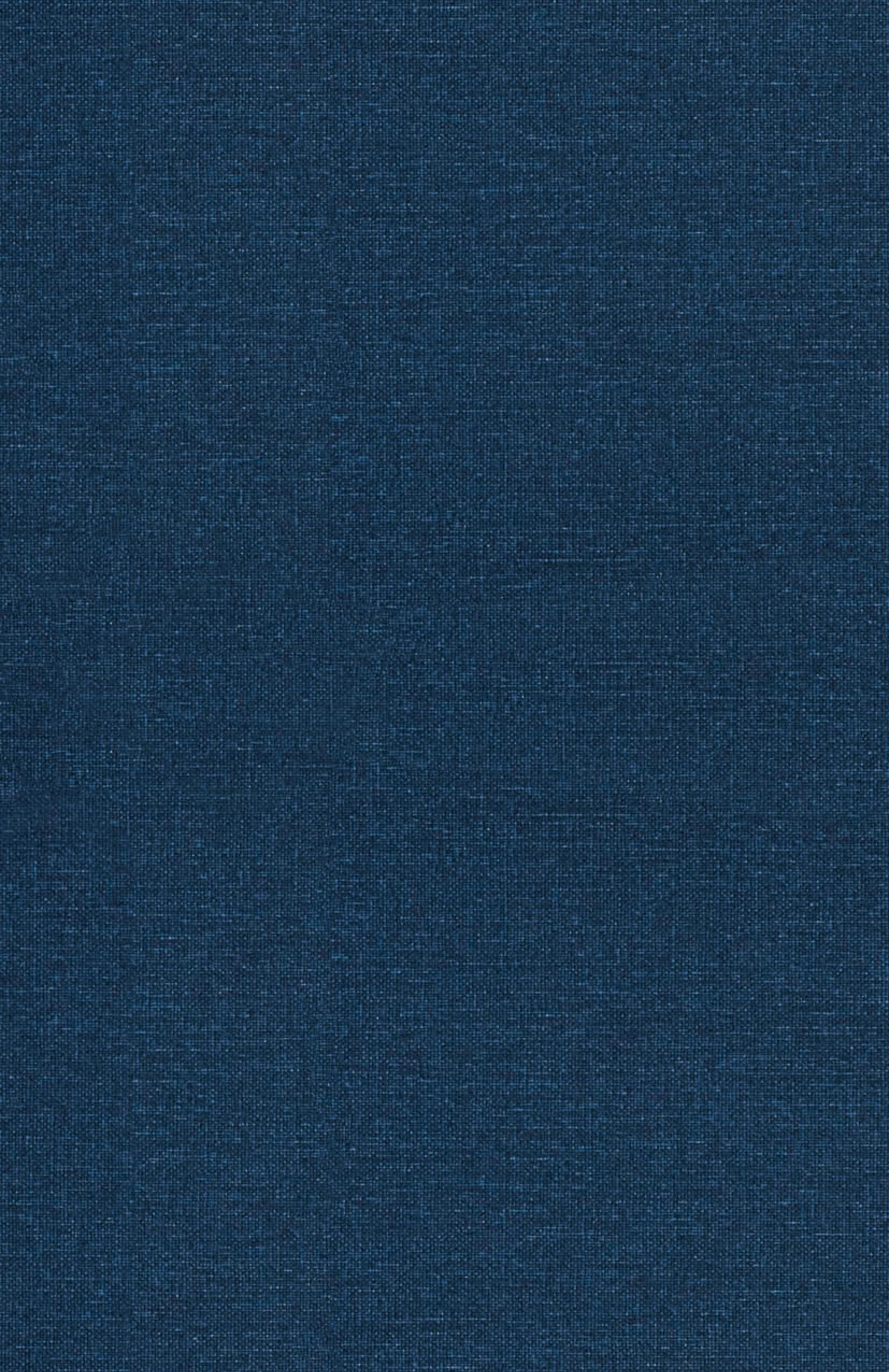 Vorderes Coverbild Embracing Feminine Energy