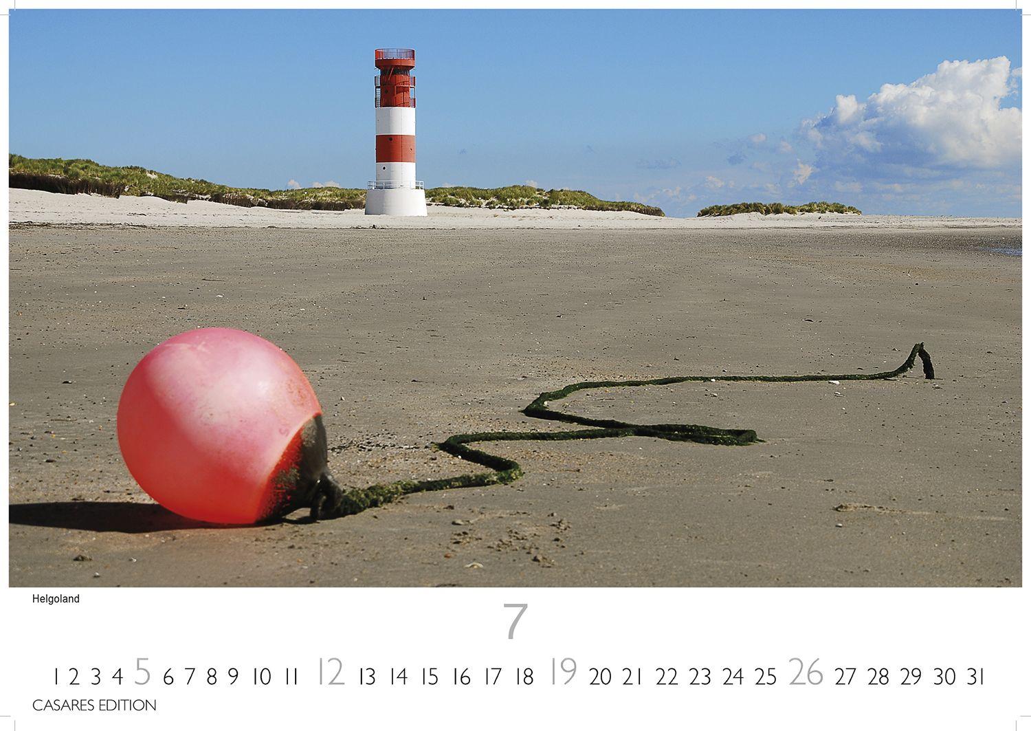 Beispielinhalt (Bild) Leuchttürme Kalender 2026 - Wandkalender | Fotokalender Naturkalender Großformat 35x50cm - Hochwertiger . 2026 - mit beeindruckenden Fotografien von Leuchttürmen weltweit.50cm