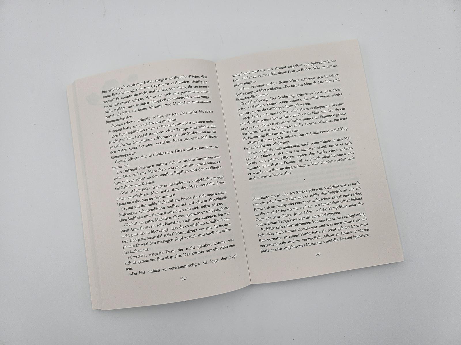 Beispielinhalt (Bild) Ein Käfig aus Rache und Blut