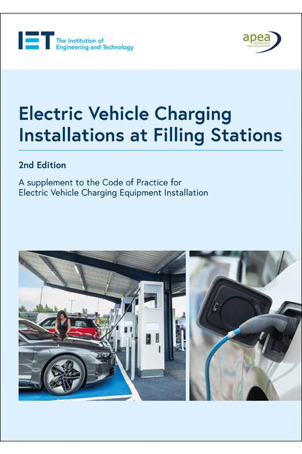Vorderes Coverbild Guide to Electric Vehicle Charging Installations at Filling Stations