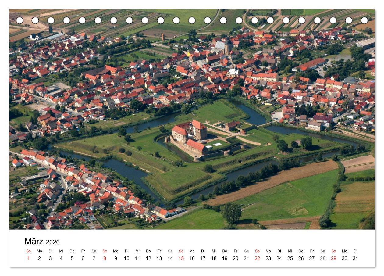 Beispielinhalt (Bild) Thüringen - mit Abstand betrachtet 2026 (Tischkalender 2026 DIN A5 quer), CALVENDO Monatskalender