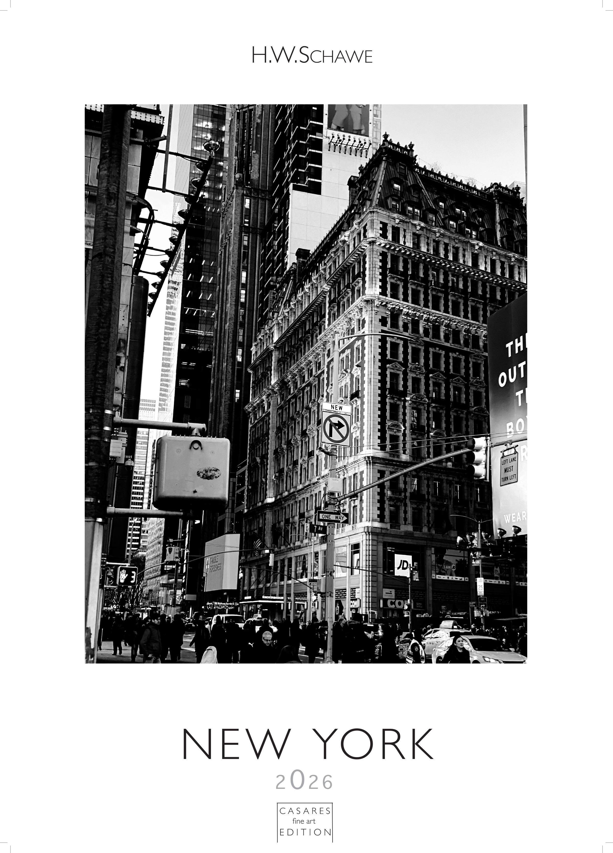 Vorderes Coverbild New York schwarz-weiss Kalender 2026 - Wandkalender | Fotokalender Nordamerika S 29x21cm - Eleganter Schwarz-Weiß-Print mit beeindruckenden New York City Motiven