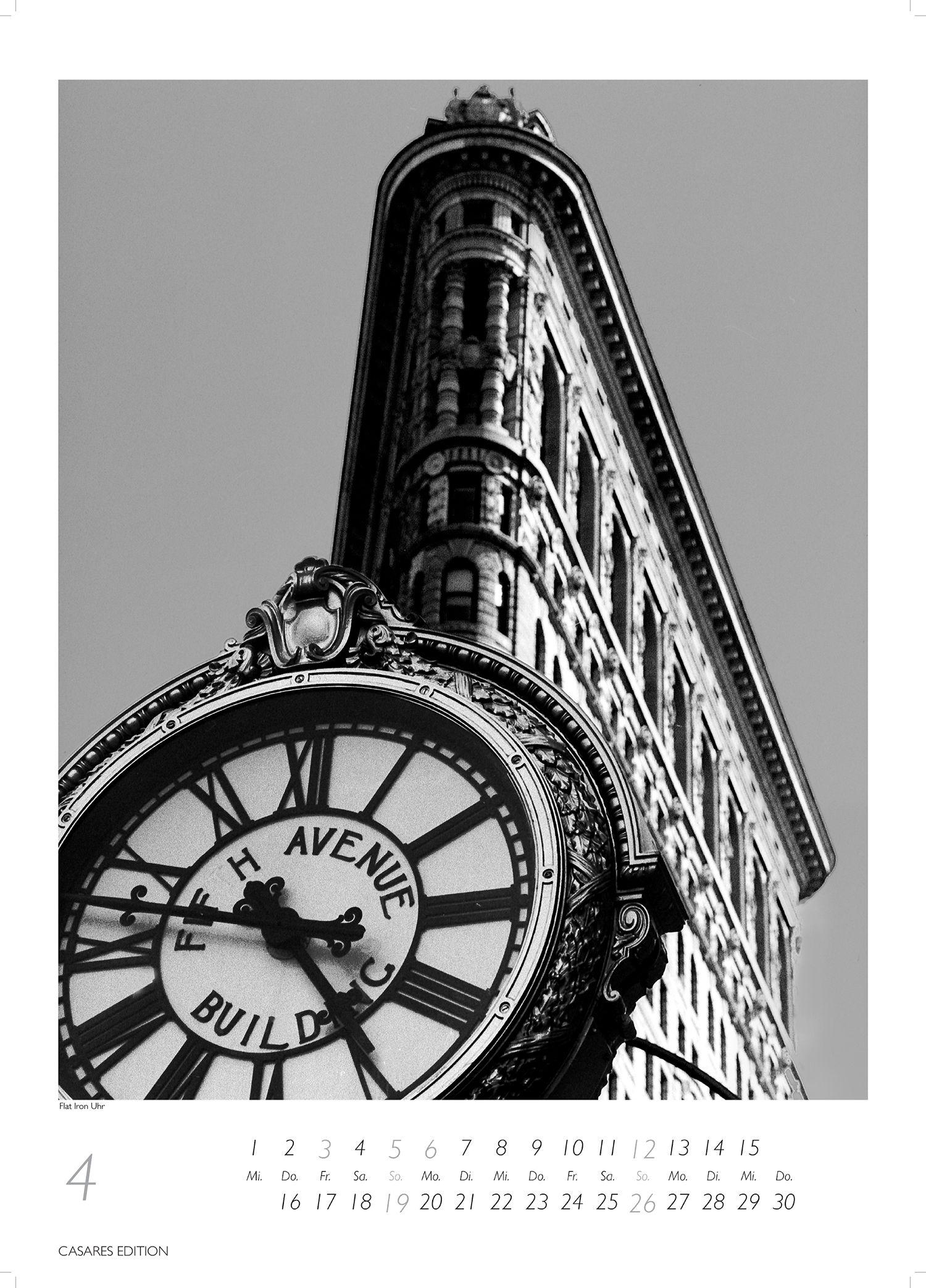 Beispielinhalt (Bild) New York schwarz-weiss Kalender 2026 - Wandkalender | Fotokalender Nordamerika 59x42cm Grosses Format - Eleganter Schwarz-Weiß-Print mit beeindruckenden New York City Motiven