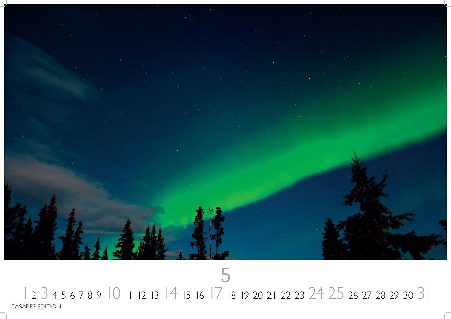 Beispielinhalt (Bild) Polarlicht Kalender 2026 - Wandkalender | Fotokalender Naturkalender 24x35cm - Erleben Sie die Magie der Aurora Borealis - Hochwertiger Polarlicht 2026 - für Naturenthusiasten
