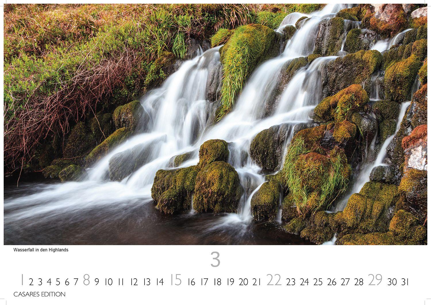 Beispielinhalt (Bild) Schottland Kalender 2026 - Wandkalender | Fotokalender England 24x35cm - Faszinierende Bilder von schottischen Highlands, Lochs, Küsten und Nationalparks
