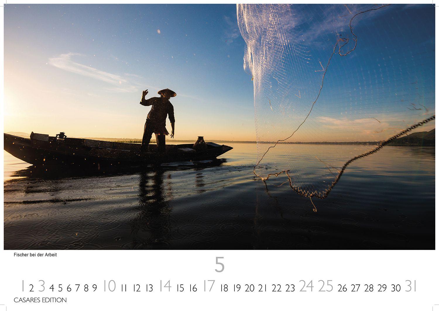Beispielinhalt (Bild) China Kalender 2026 - Wandkalender | Fotokalender Asien 35x50cm Grosses Format - Wundervolle Landschaften | Tradition und Moderne in 12 faszinierenden Fotos