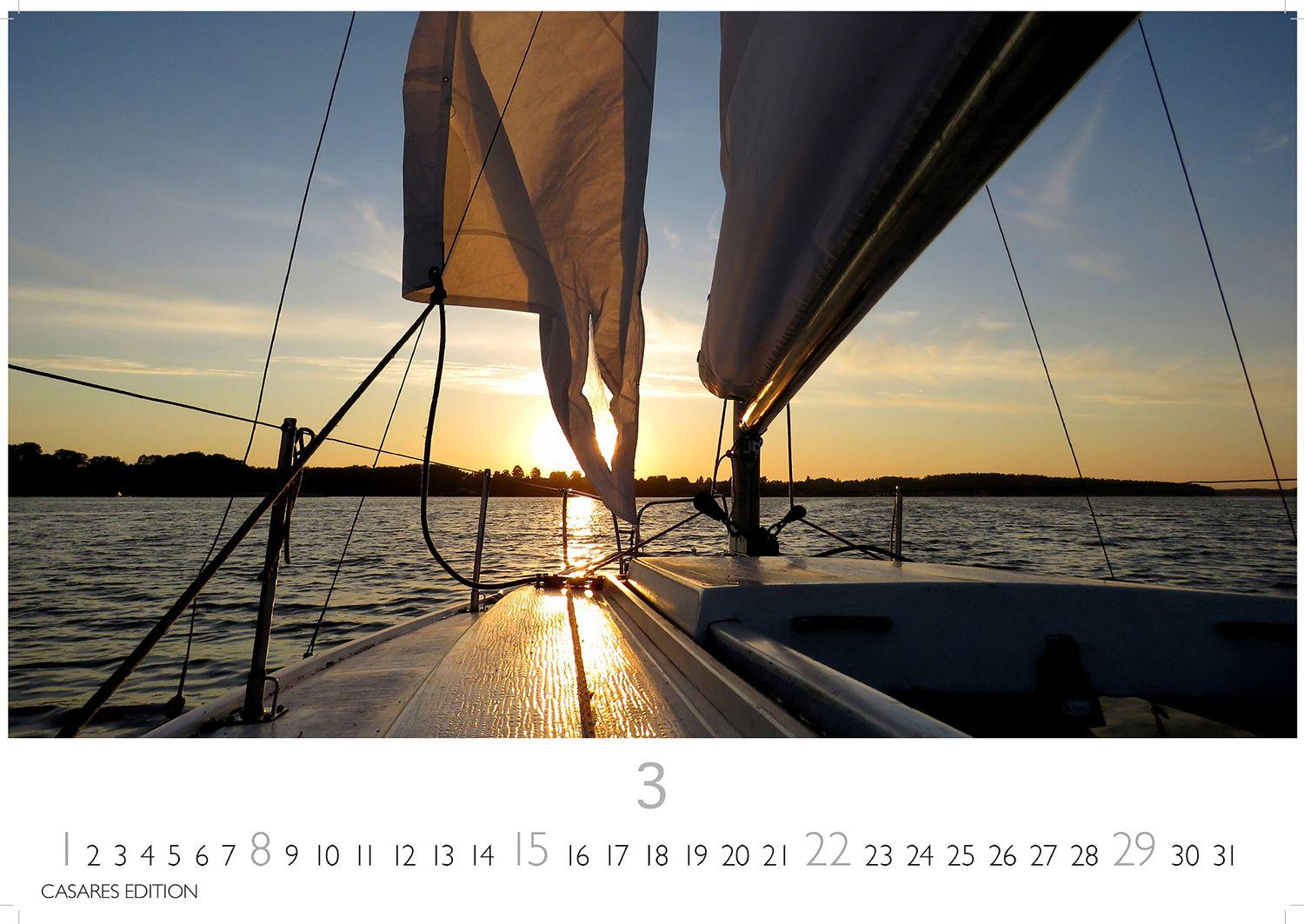 Beispielinhalt (Bild) Segeln Kalender 2026 - Wandkalender | Fotokalender Sport 35x50cm | mit beeindruckenden Segelschiffen - für alle, die das Meer, Wind und Weite lieben