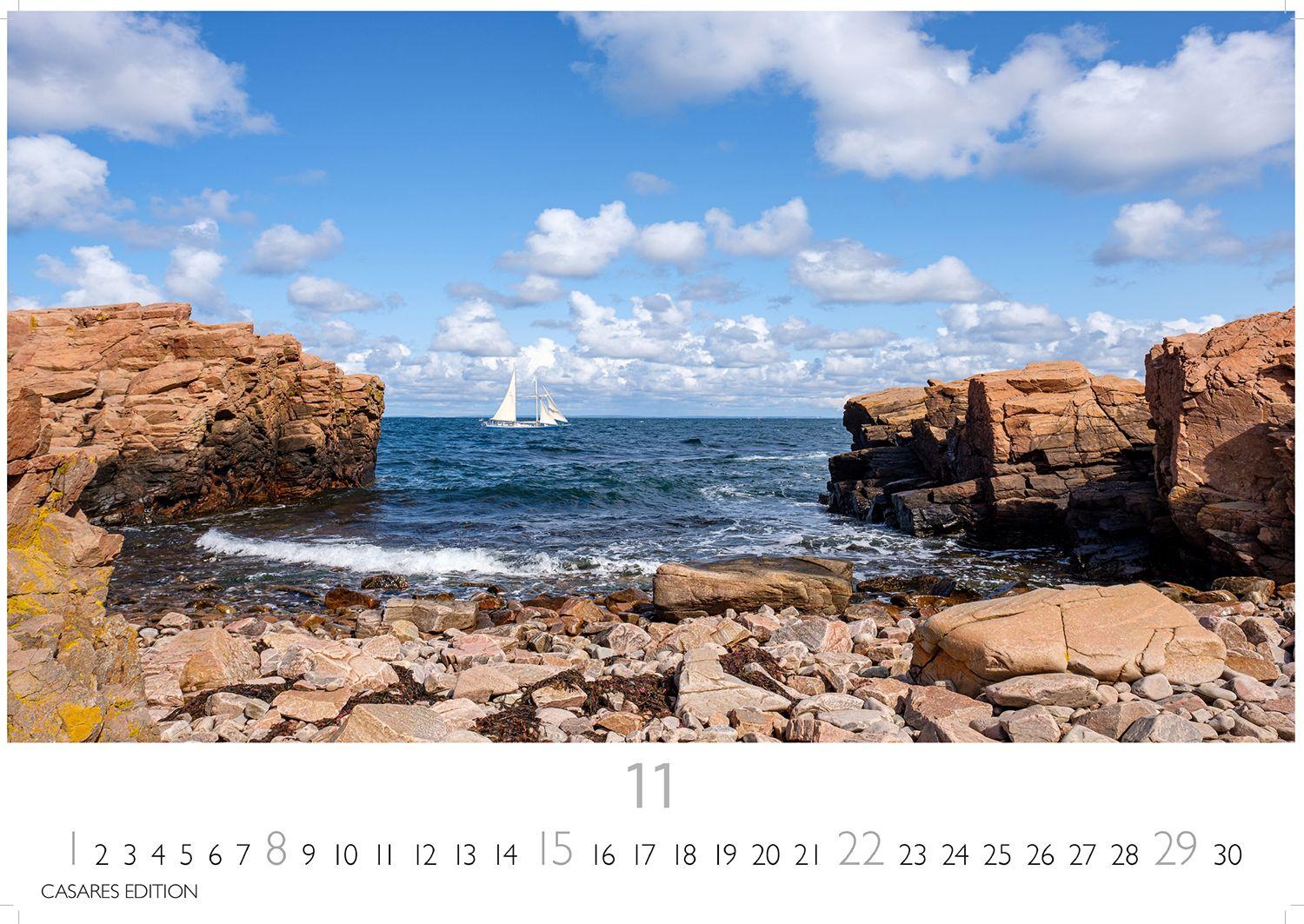 Beispielinhalt (Bild) Segeln Kalender 2026 - Wandkalender | Fotokalender Sport 35x50cm | mit beeindruckenden Segelschiffen - für alle, die das Meer, Wind und Weite lieben