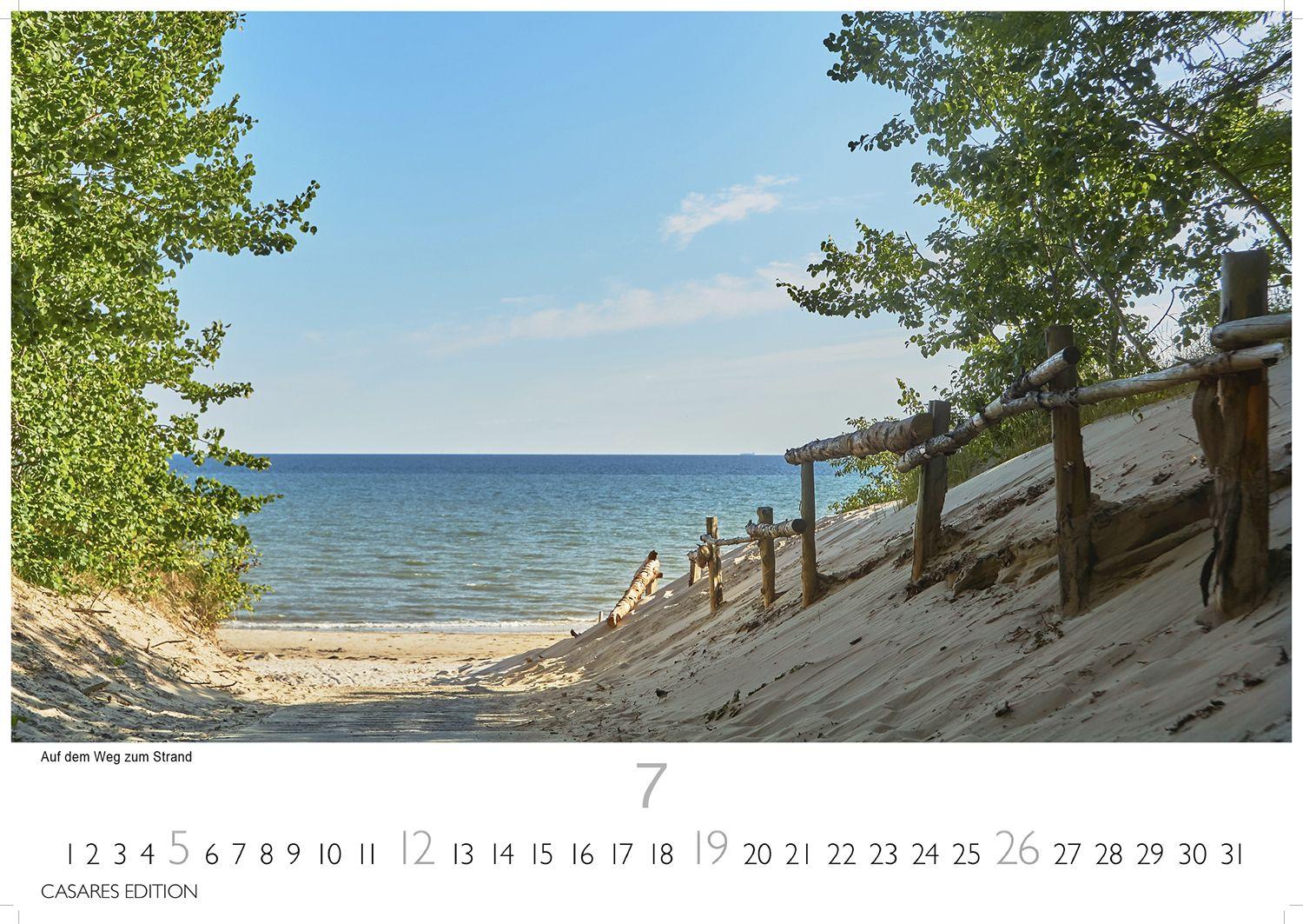 Beispielinhalt (Bild) Rügen Kalender 2026 - Wandkalender | Fotokalender Deutschland 24x35cm |mit stimmungsvollen Bildern von Kreidefelsen, Stränden, Ostseebädern und Naturparadiesen