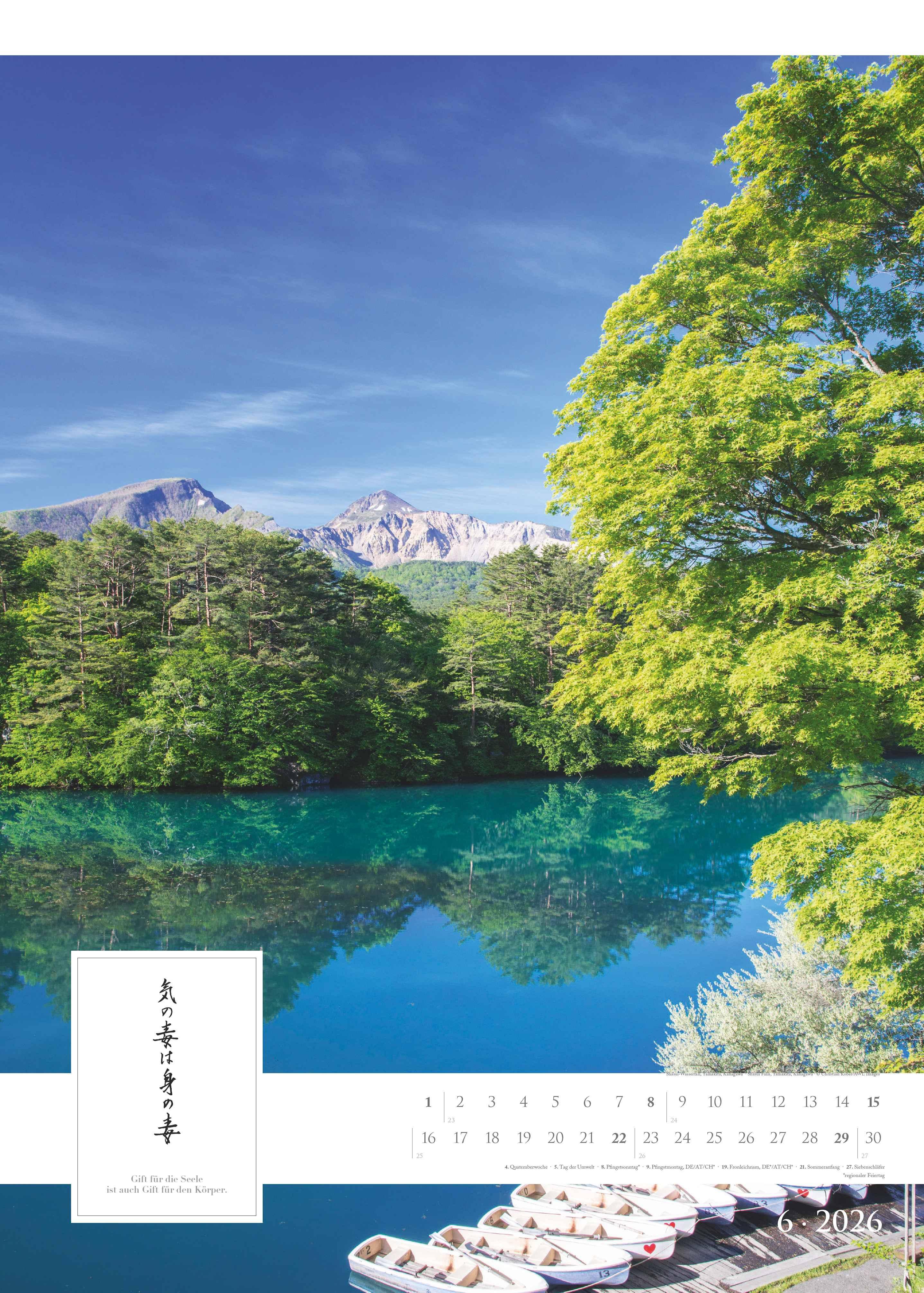 Beispielinhalt (Bild) Spirit of Japan 2026 - Bildkalender XXL 50x70 cm - mit japanischer Kalligraphie, inkl. Übersetzung - Landschaftskalender - Wandkalender - Wandplaner