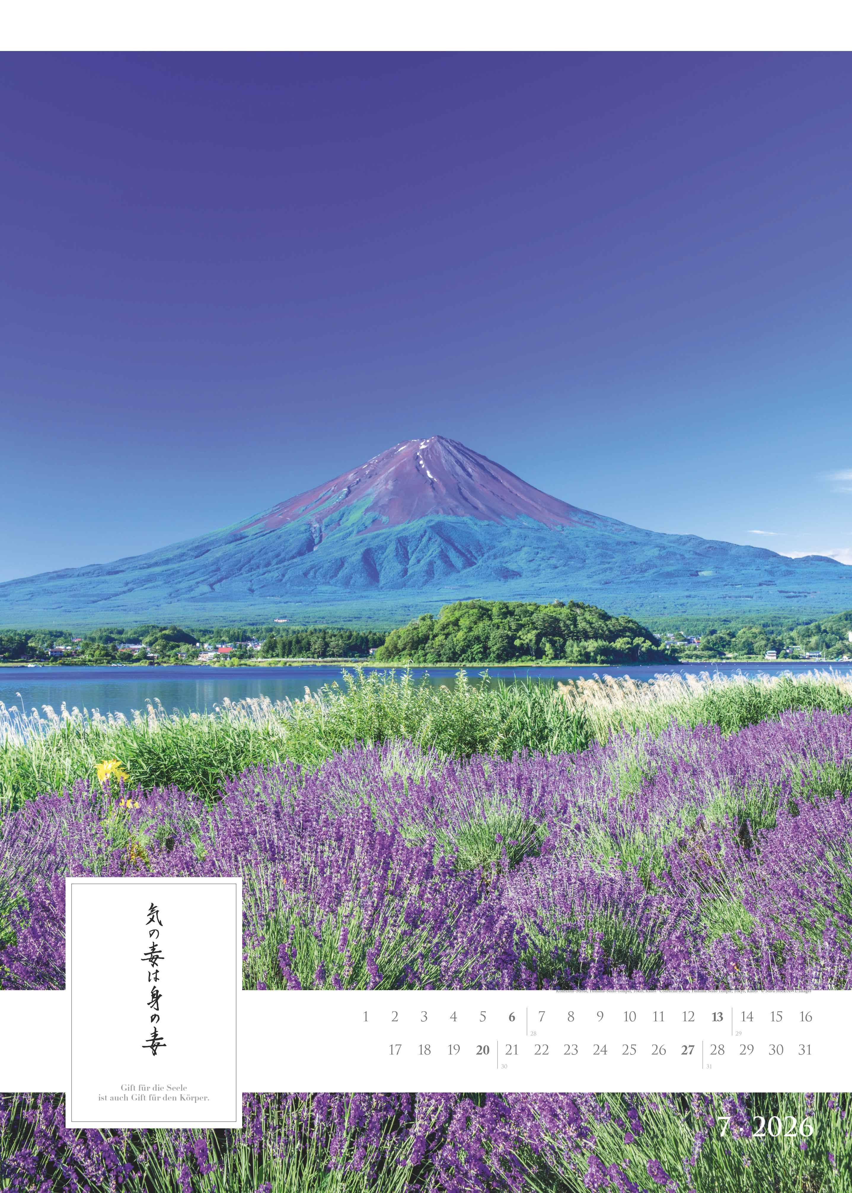 Beispielinhalt (Bild) Spirit of Japan 2026 - Bildkalender XXL 50x70 cm - mit japanischer Kalligraphie, inkl. Übersetzung - Landschaftskalender - Wandkalender - Wandplaner
