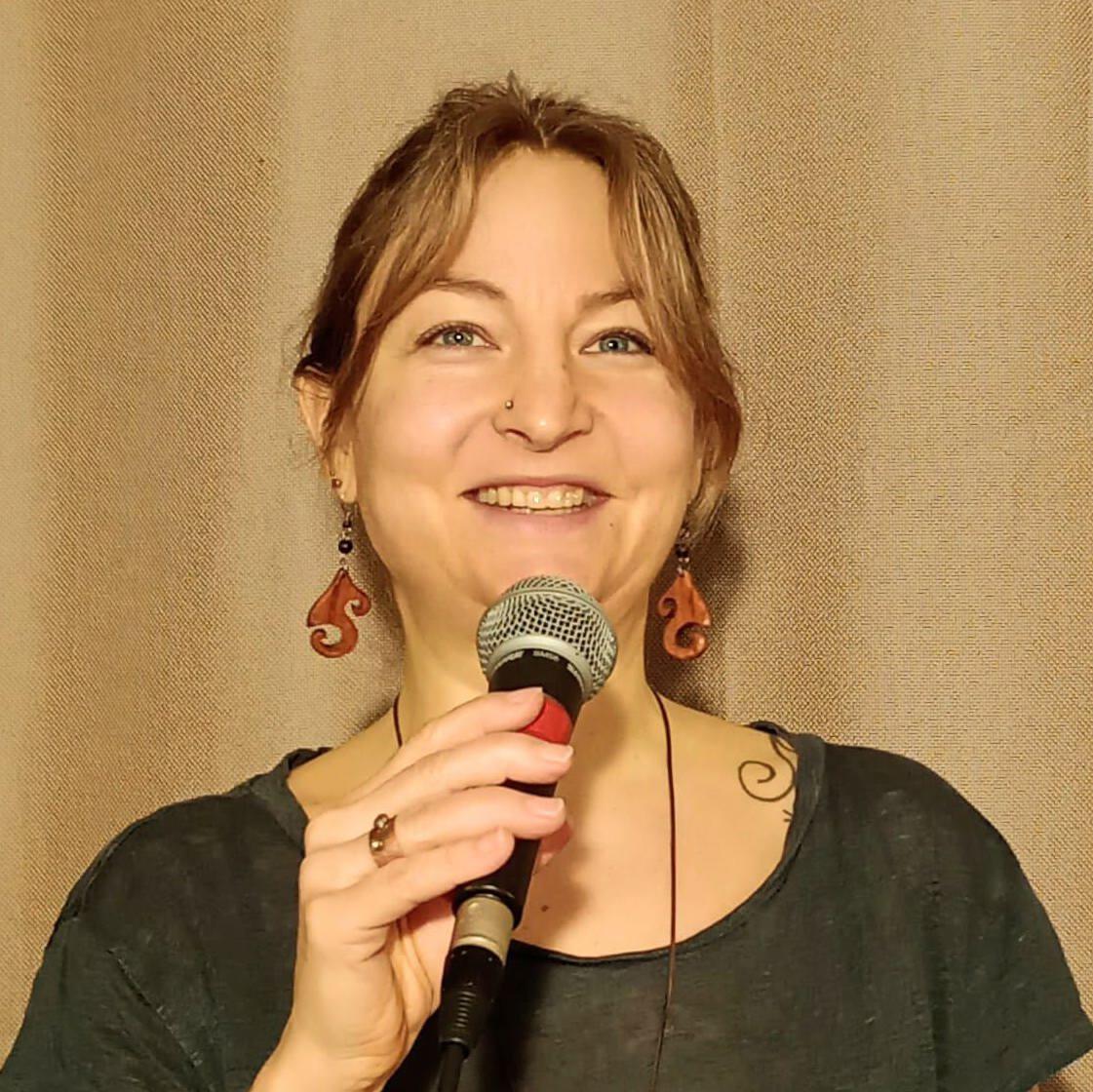 Autorenbild Unser Auf und Ab der Achtsamkeit - 60 Gedichte und 30 Illustrationen rund um das Thema (Un-)Achtsamkeit im Alltag