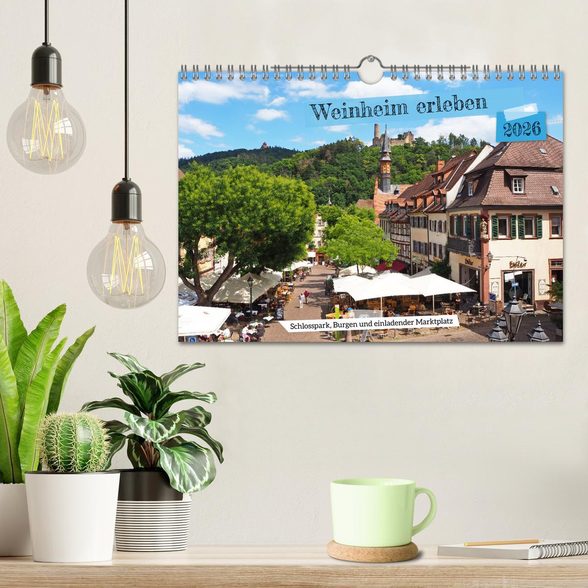 Beispielinhalt (Bild) Weinheim erleben Schlosspark, Burgen und einladender Marktplatz (Wandkalender 2026 DIN A4 quer), CALVENDO Monatskalender