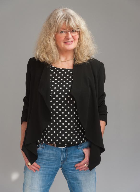 Autorenbild Schlägt die Nachtigall am Tag