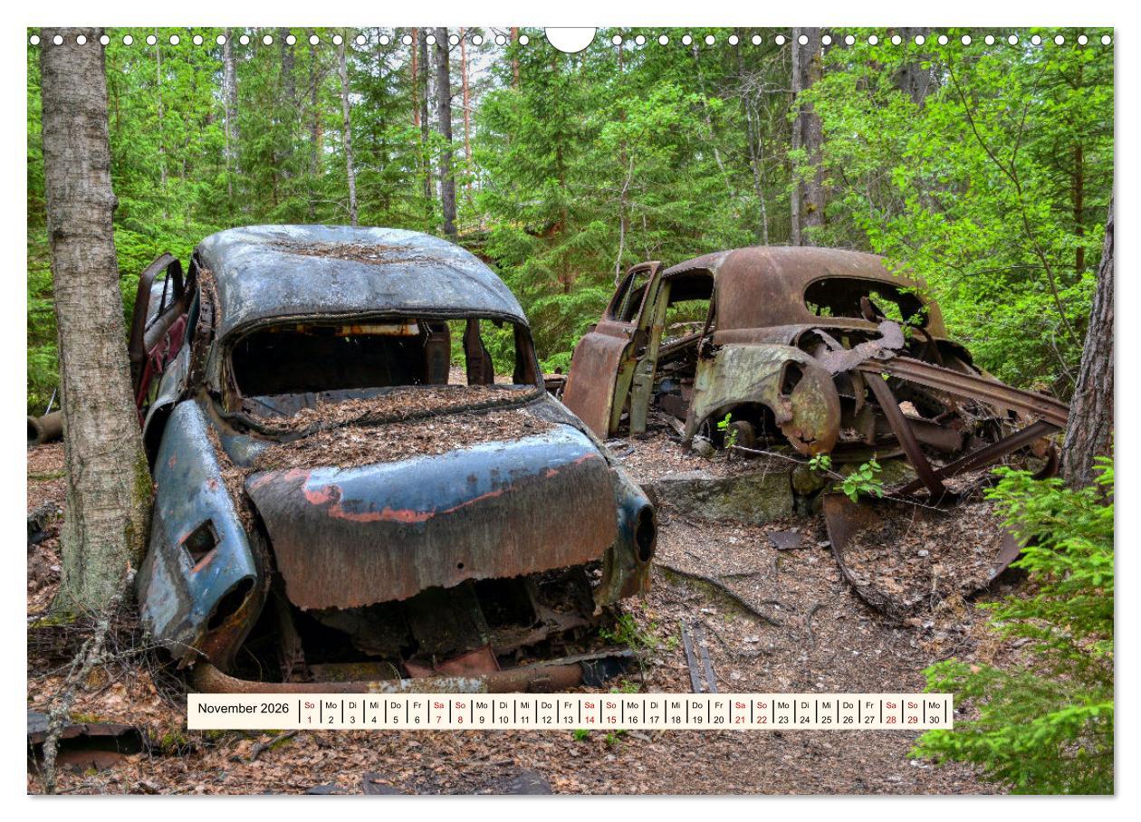 Beispielinhalt (Bild) Autowracks - Verlorener Glanz 2026 (Wandkalender 2026 DIN A3 quer), CALVENDO Monatskalender