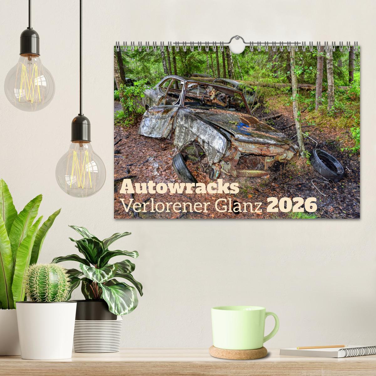 Beispielinhalt (Bild) Autowracks - Verlorener Glanz 2026 (Wandkalender 2026 DIN A4 quer), CALVENDO Monatskalender