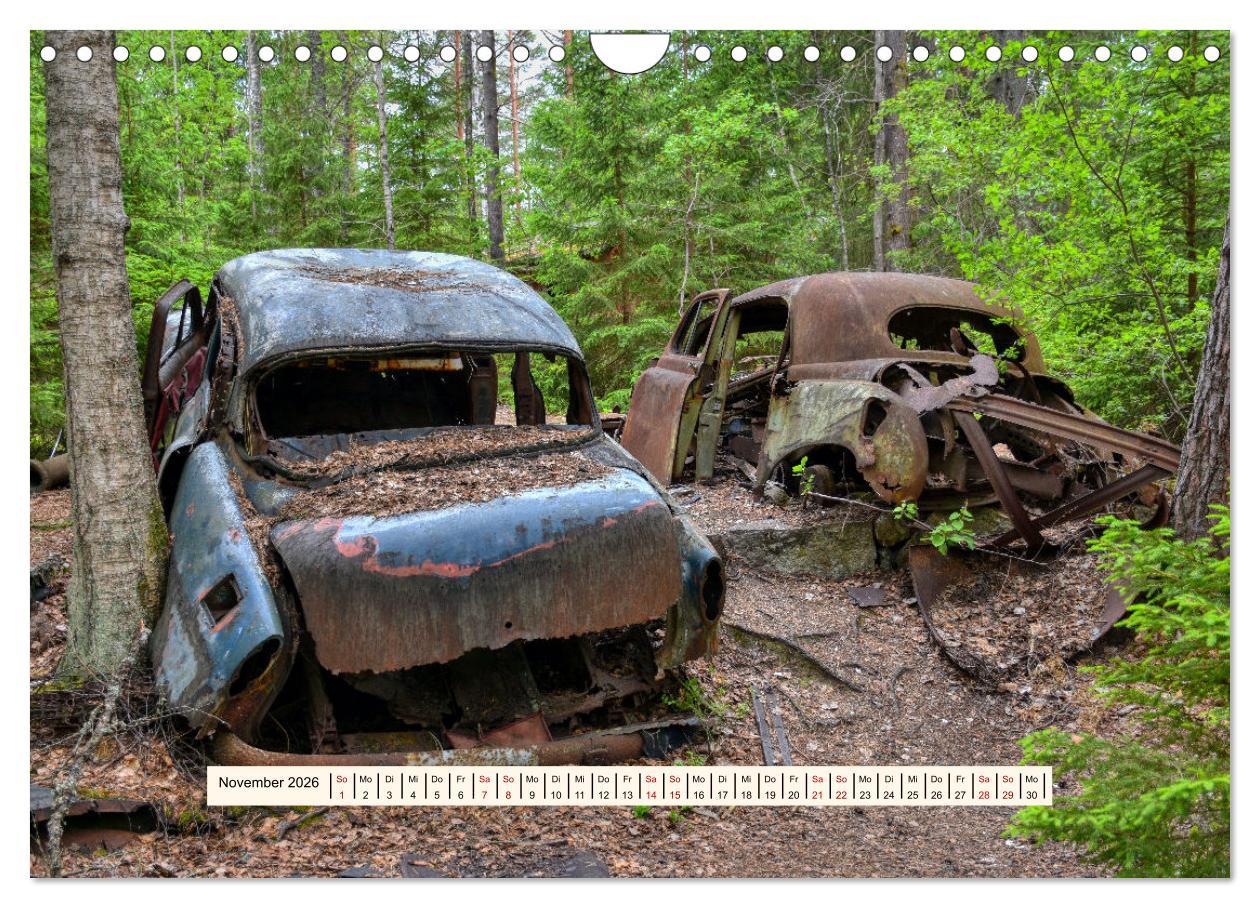 Beispielinhalt (Bild) Autowracks - Verlorener Glanz 2026 (Wandkalender 2026 DIN A4 quer), CALVENDO Monatskalender