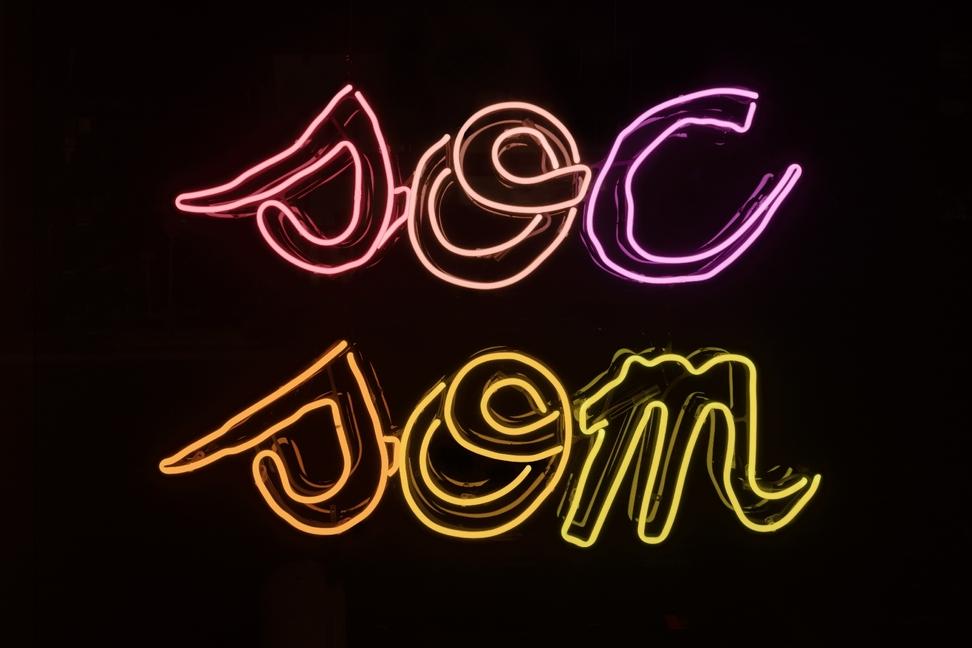 Vorderes Coverbild Everything Belongs to the Cosmos