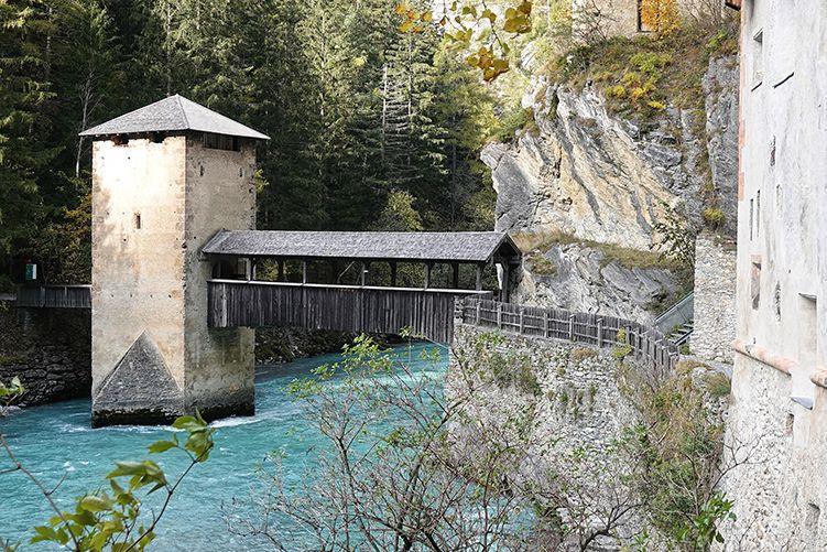 Beispielinhalt (Bild) Die schönsten Tiroler Burgen und Schlösser