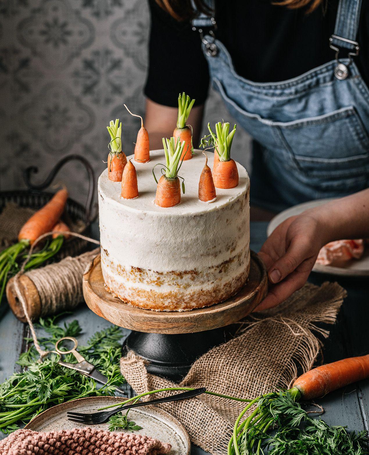 Beispielinhalt (Bild) Backen. Feiern. Genießen
