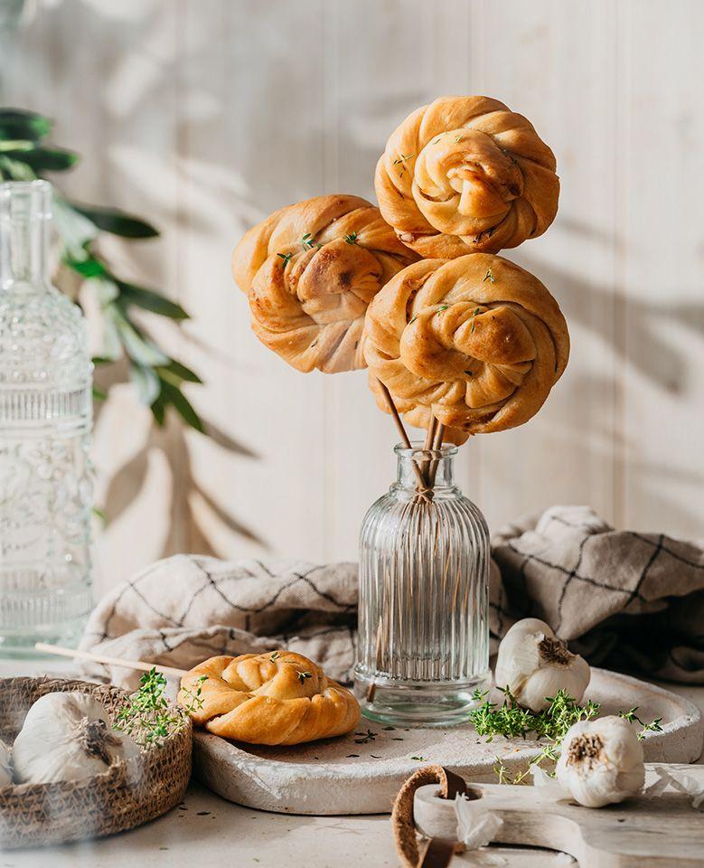 Beispielinhalt (Bild) Backen. Feiern. Genießen