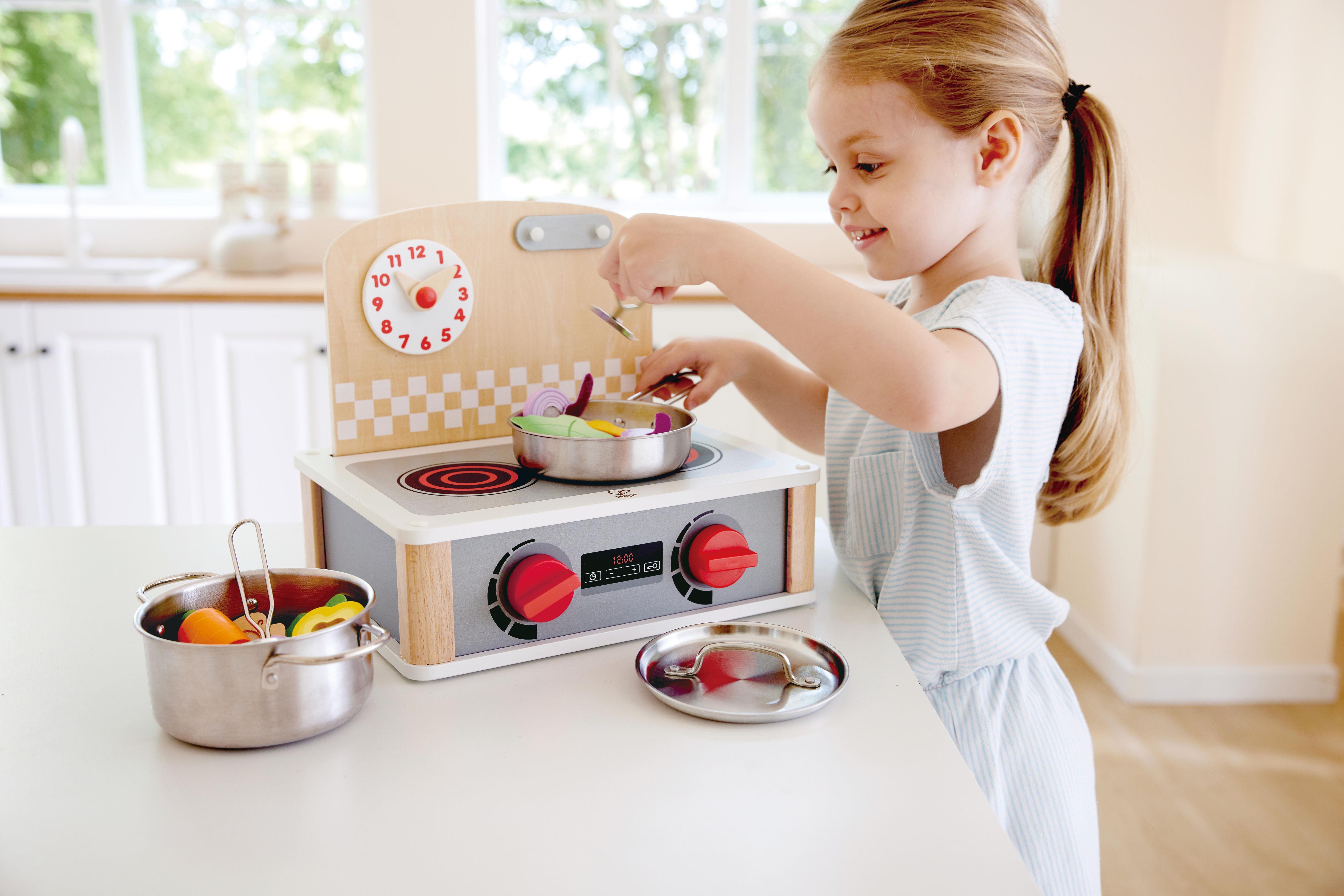 Beispielinhalt (Bild) Hape - 2-in-1 Küchen- & Grill-Set