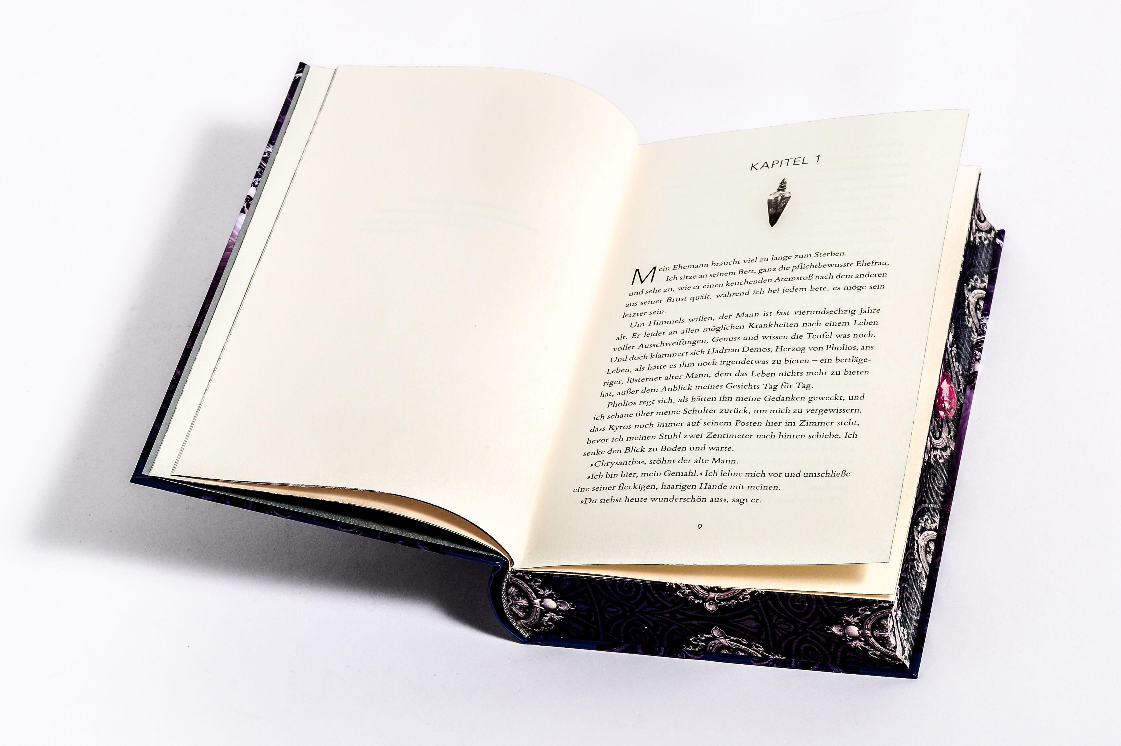 Beispielinhalt (Bild) The Darkness Within Us