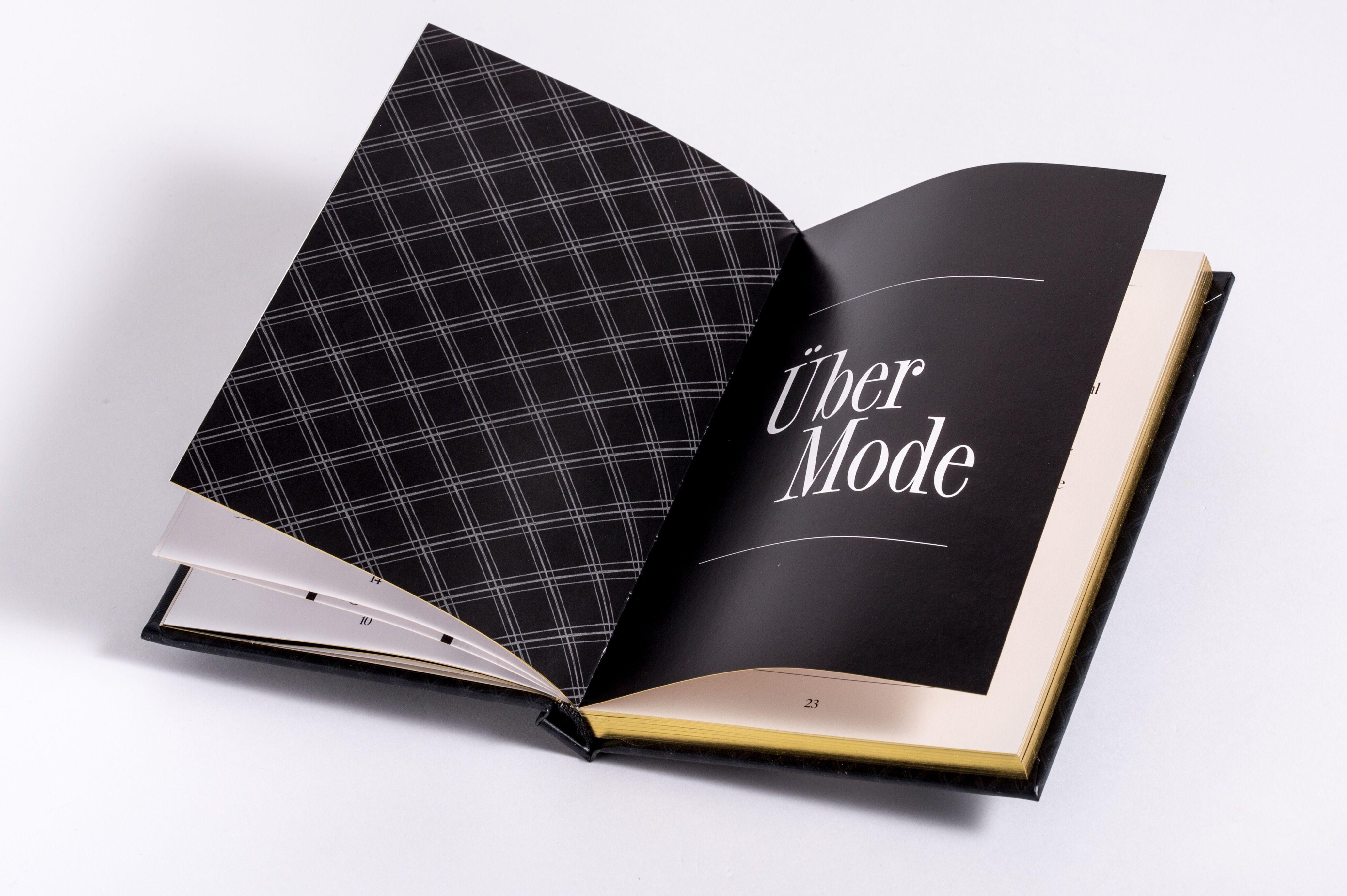 Beispielinhalt (Bild) Coco Chanel - Zitate einer Stilikone