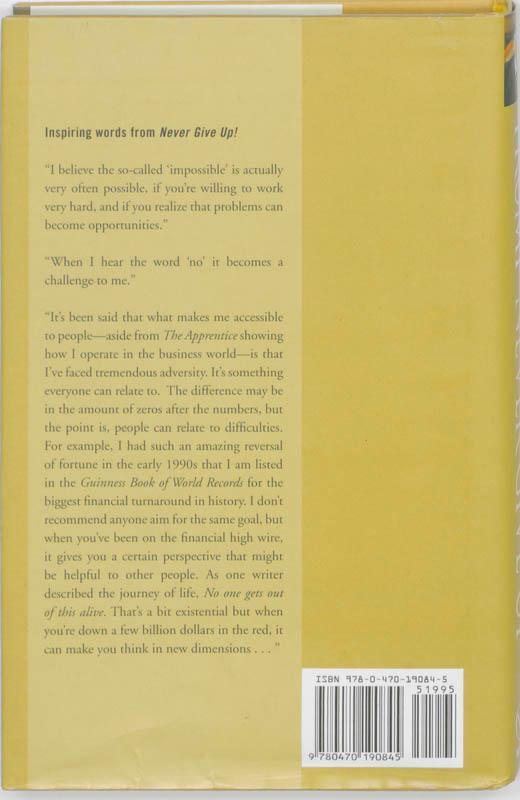 Rückseitencover Trump Never Give Up