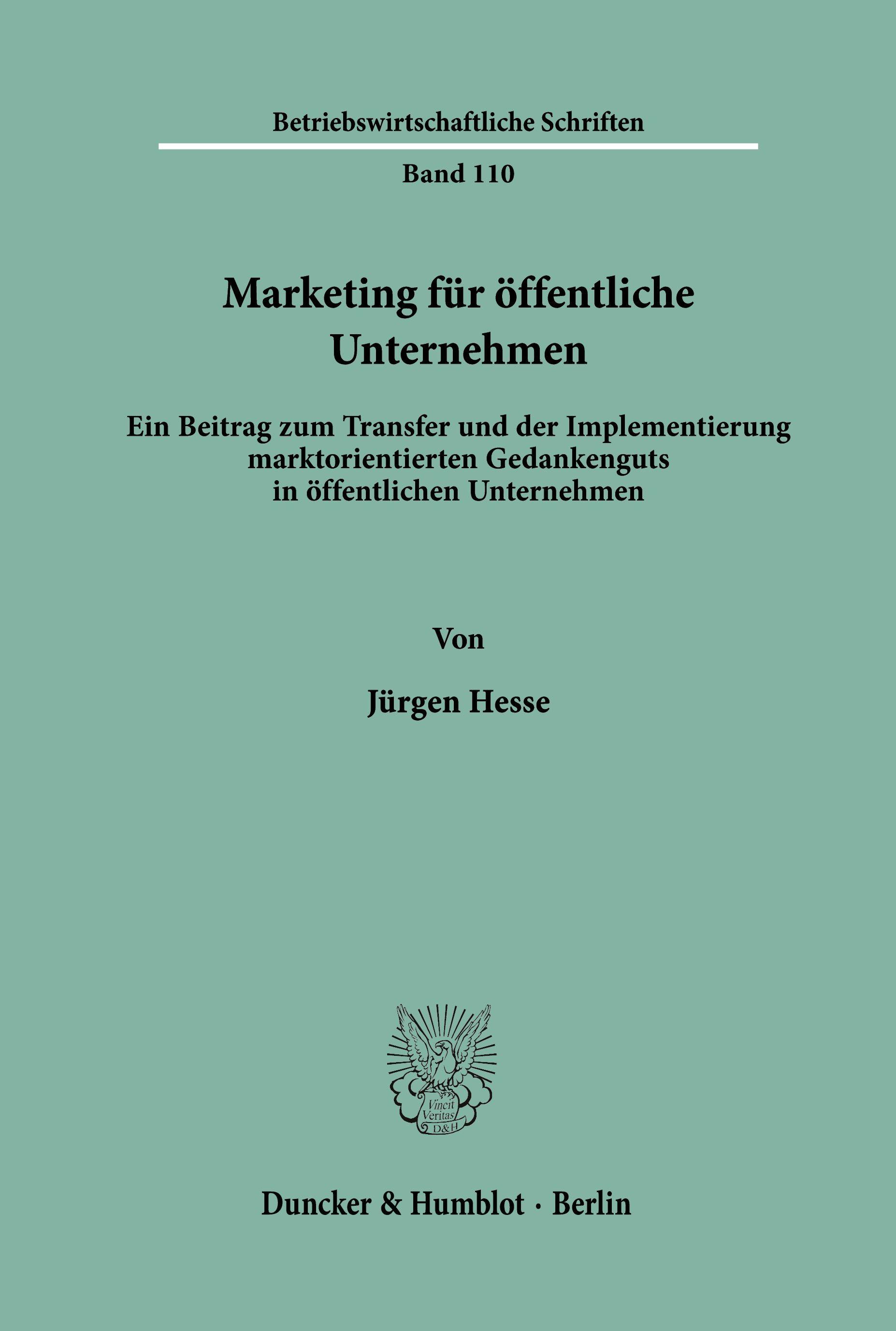 Vorderes Coverbild Marketing für öffentliche Unternehmen.