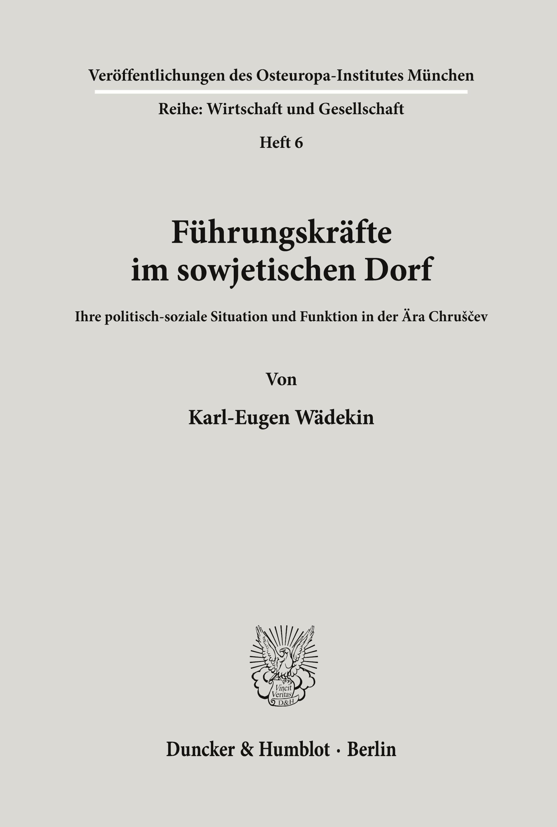 Vorderes Coverbild Führungskräfte im sowjetischen Dorf.