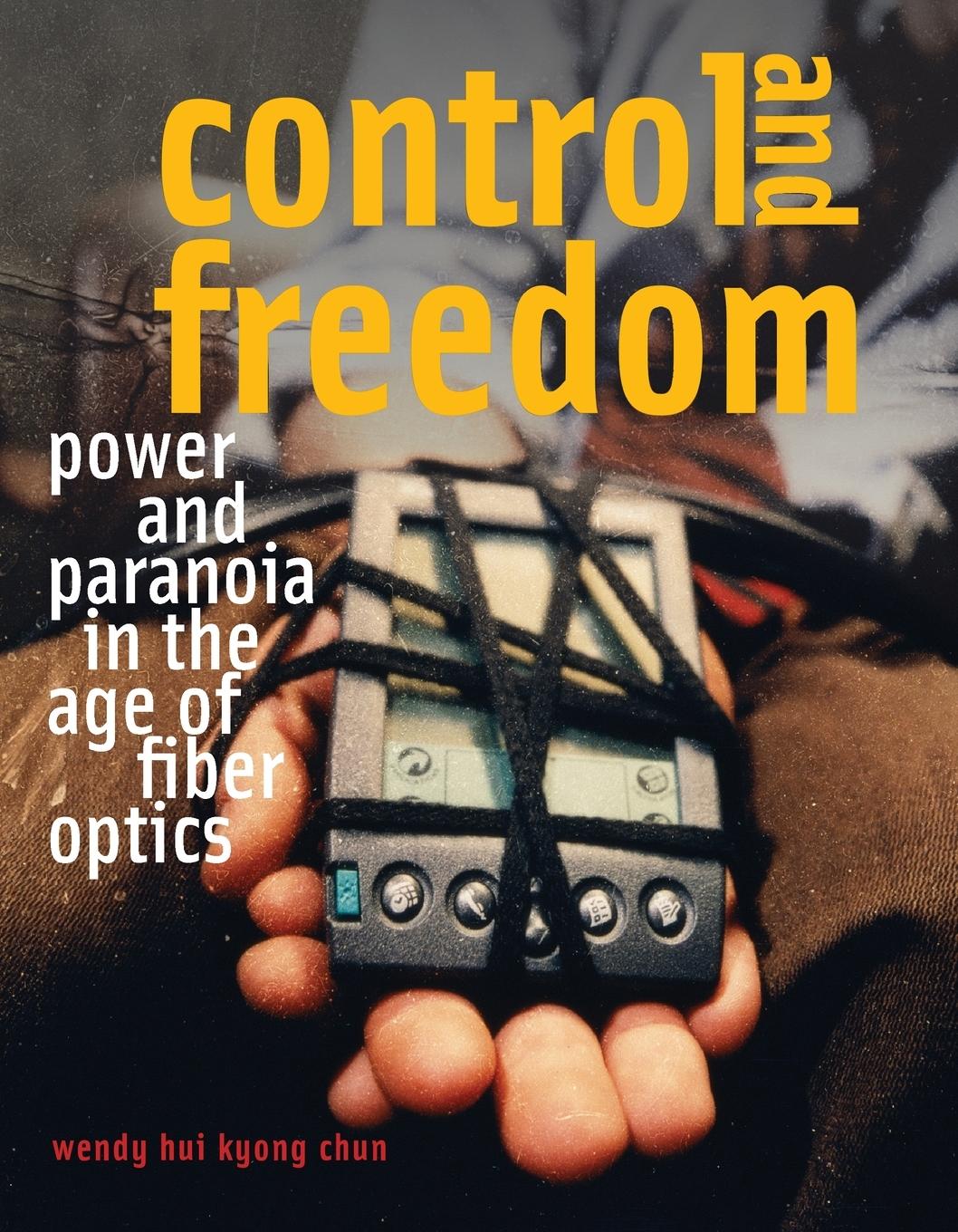 Vorderes Coverbild Control and Freedom