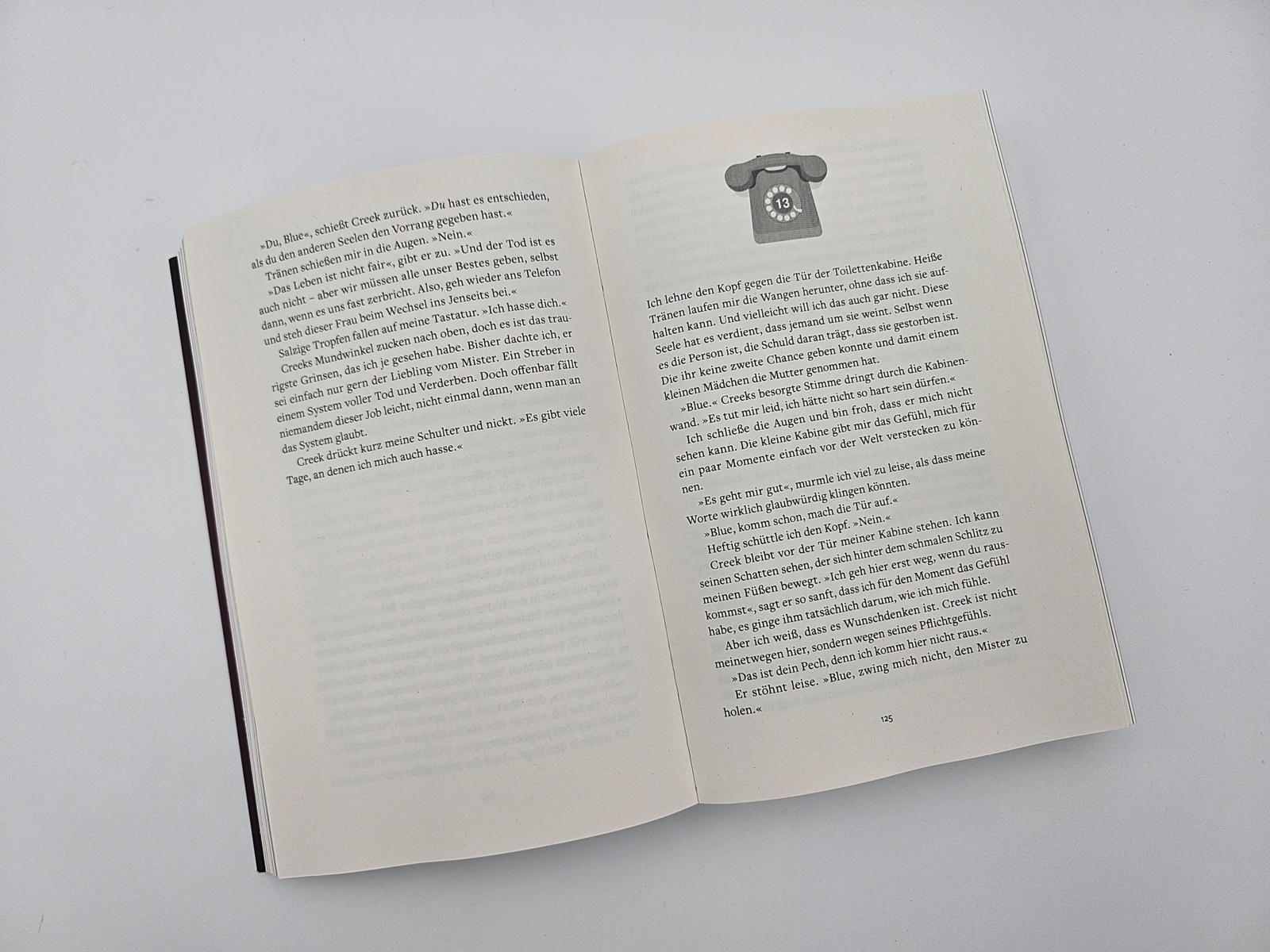 Beispielinhalt (Bild) Whispers of Destiny