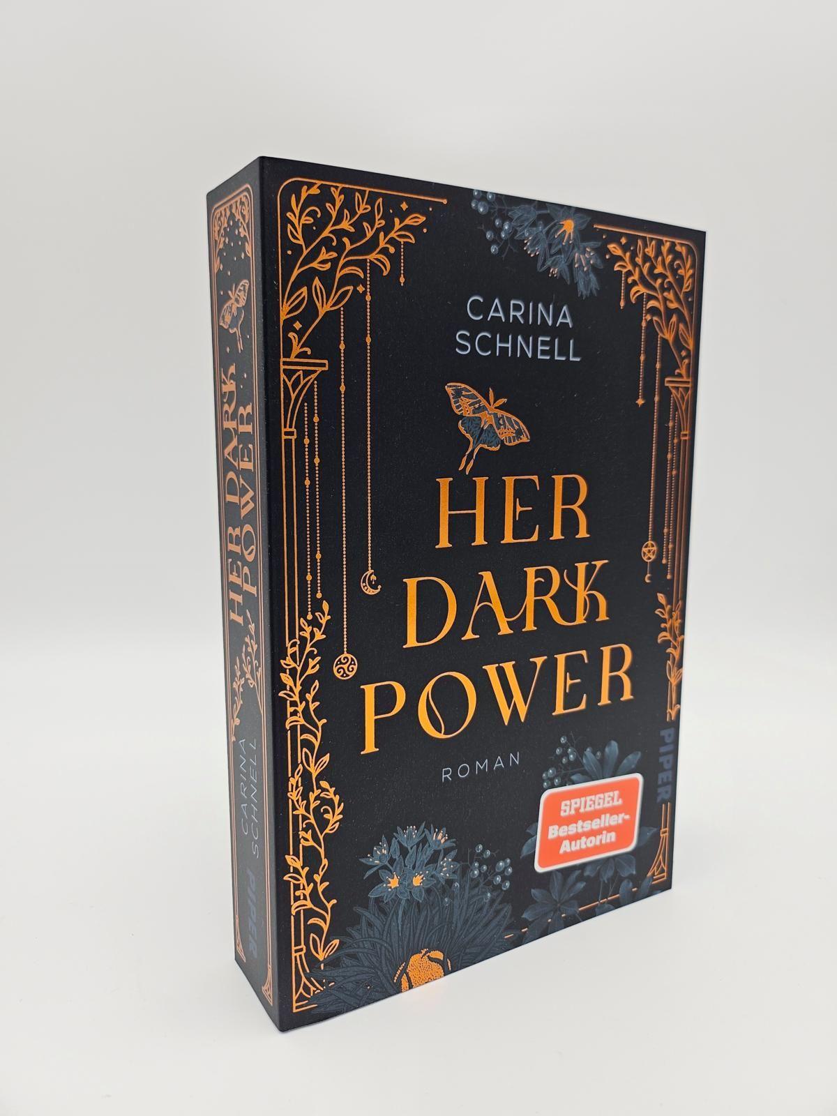 Beispielinhalt (Bild) Her Dark Power