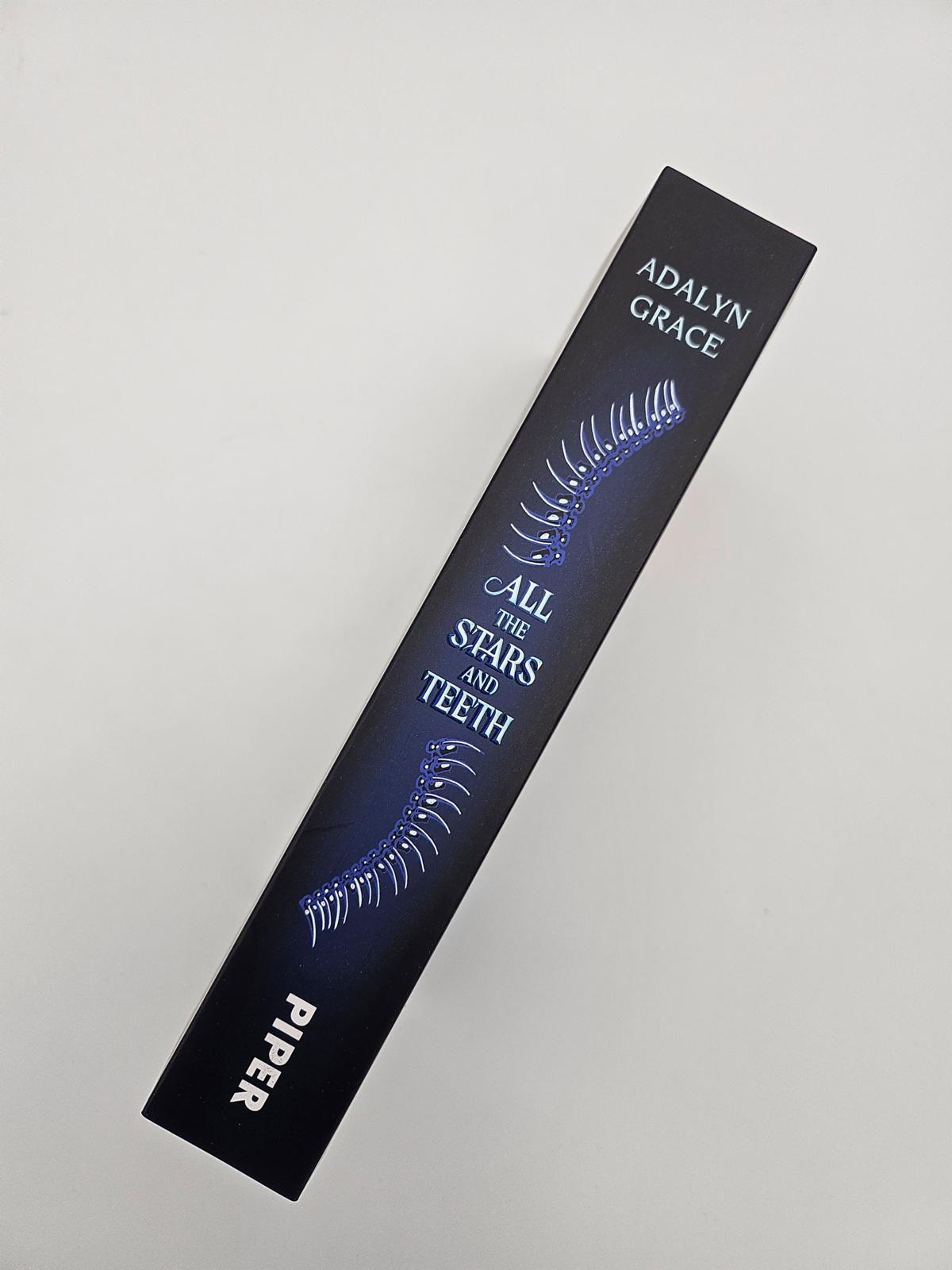 Beispielinhalt (Bild) All the Stars and Teeth