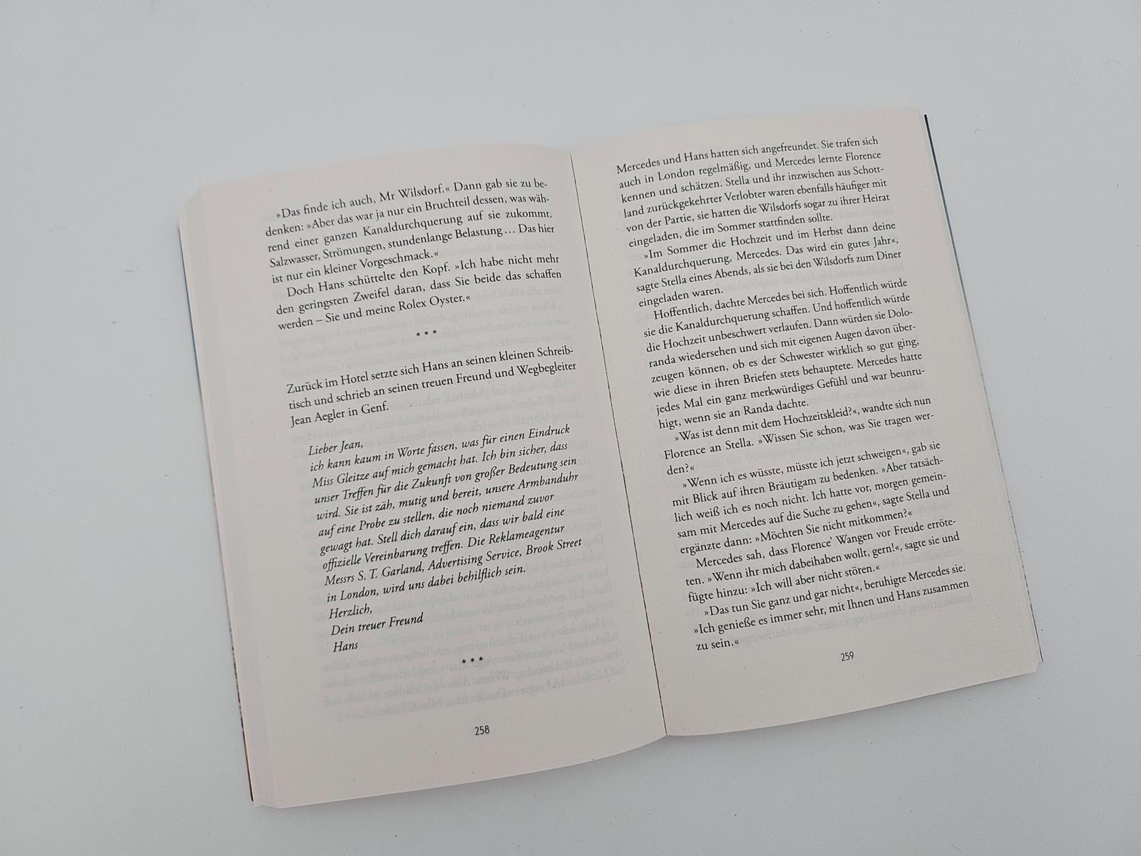 Beispielinhalt (Bild) Heldin der Gezeiten - Eine Schwimmerin. Ein Ziel. Ein weltweiter Erfolg.