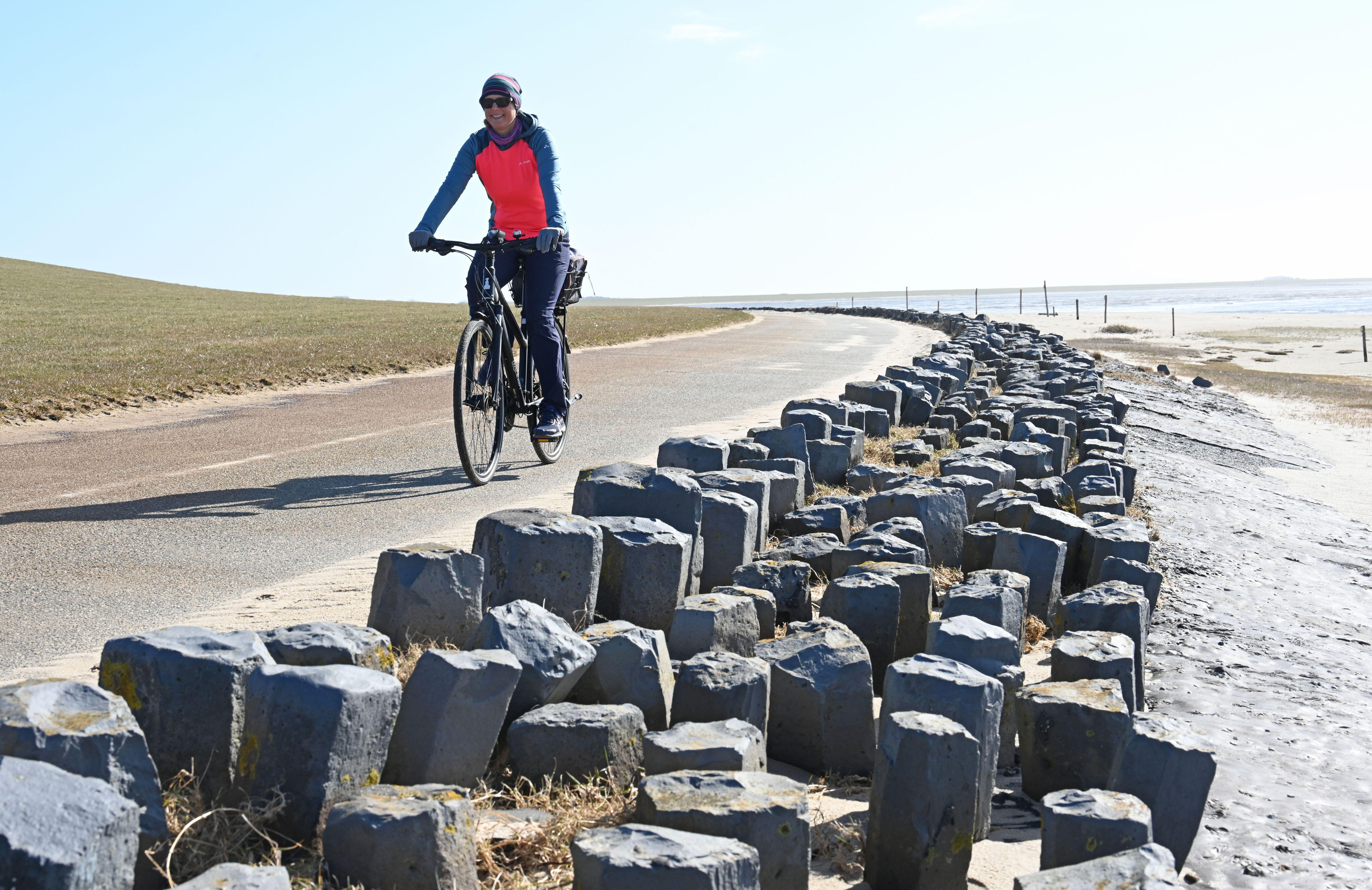 Beispielinhalt (Bild) Die 100 schönsten E-Bike-Touren in Deutschland