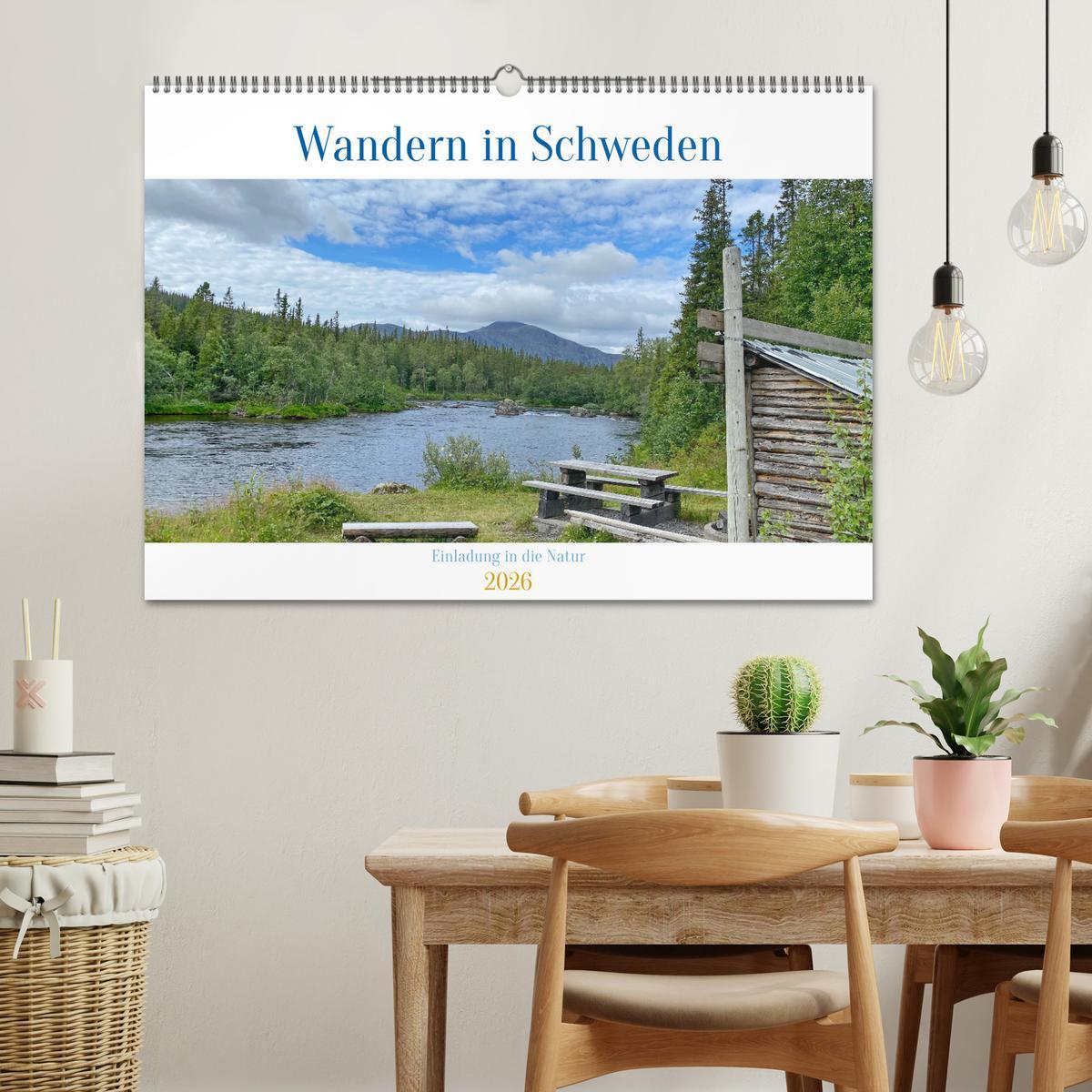 Beispielinhalt (Bild) Wandern in Schweden - Einladung in die Natur (Wandkalender 2026 DIN A2 quer), CALVENDO Monatskalender