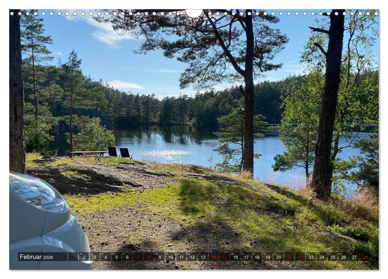 Beispielinhalt (Bild) Wandern in Schweden - Einladung in die Natur (Wandkalender 2026 DIN A3 quer), CALVENDO Monatskalender
